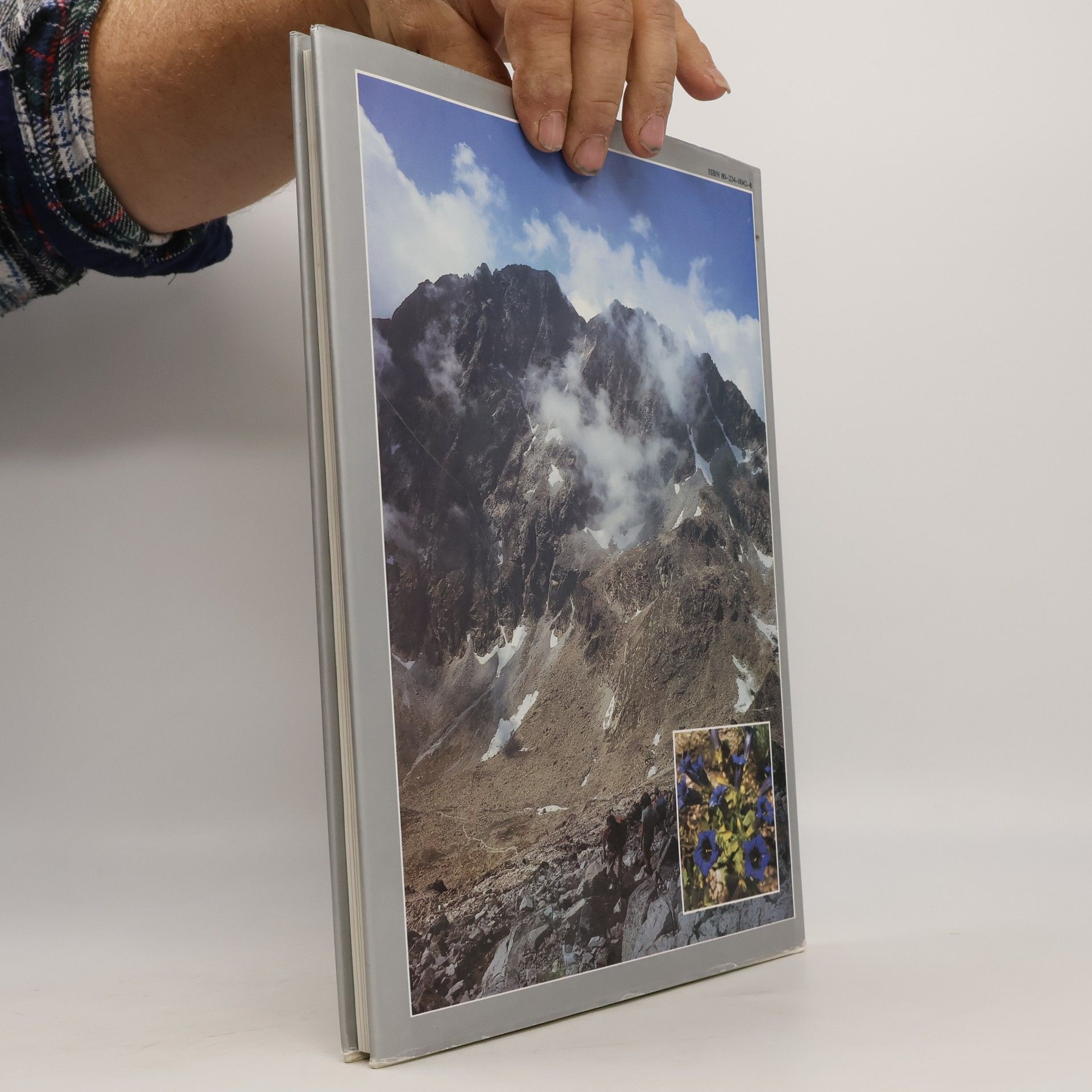 Alexander Jiroušek Kraj pod Tatrami v 333 farebných fotografiách
