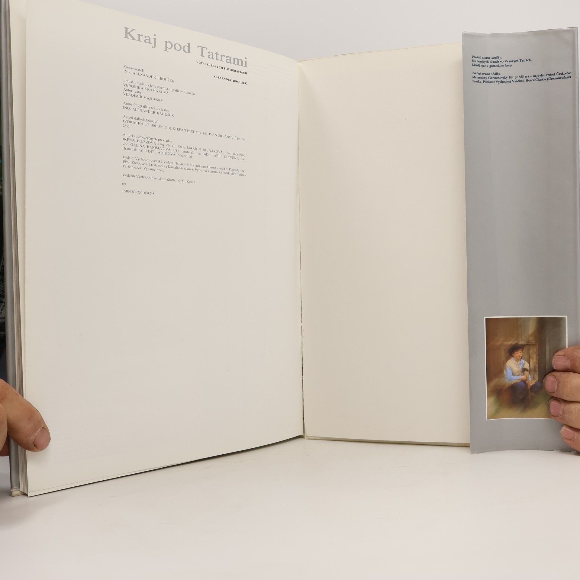 Alexander Jiroušek Kraj pod Tatrami v 333 farebných fotografiách
