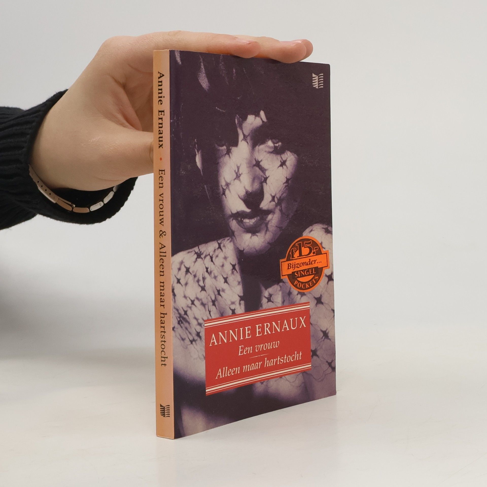 Annie Ernaux Een vrouw / Alleen maar hartstocht