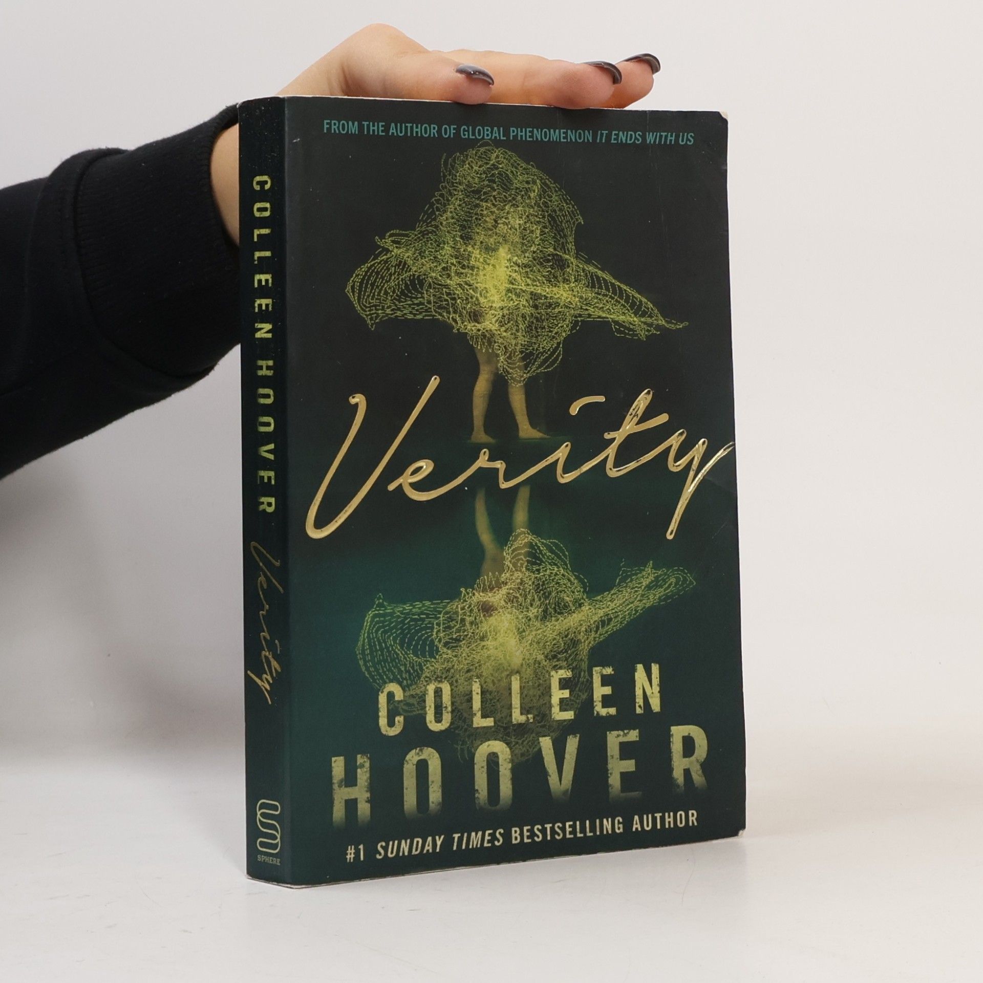 Colleen Hoover Verity