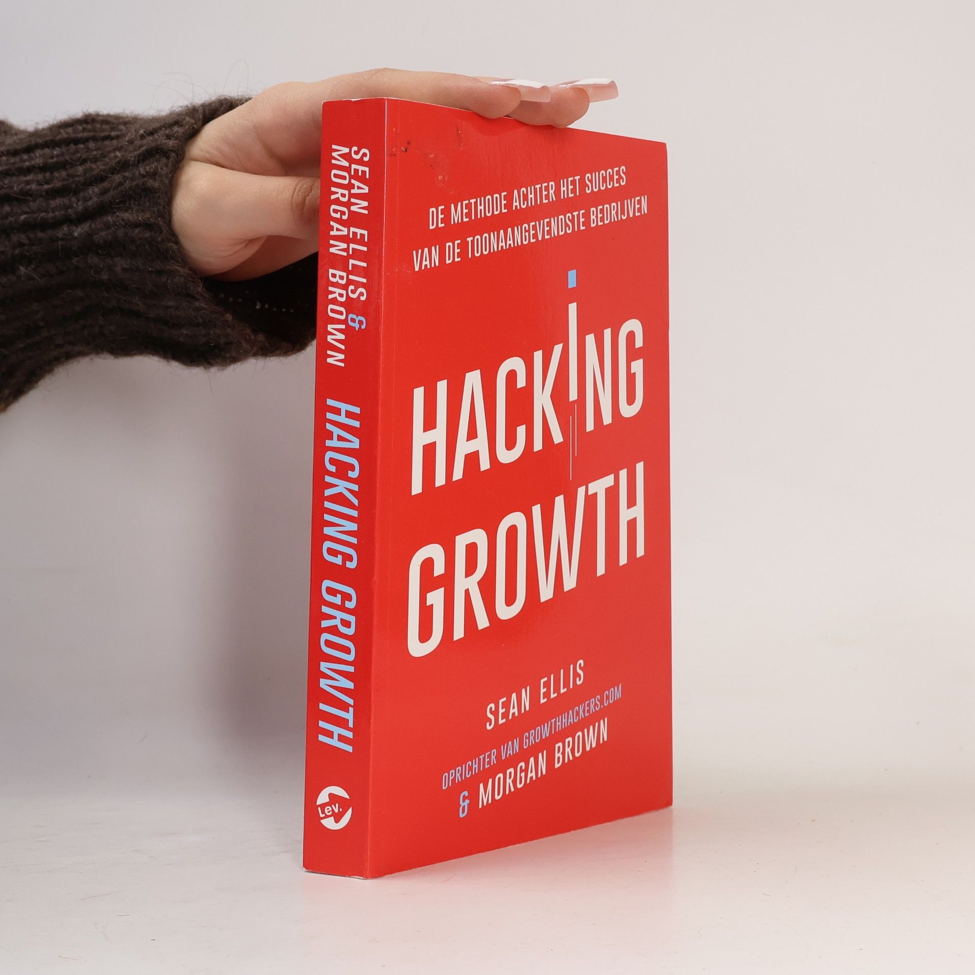 Hacking Growth
