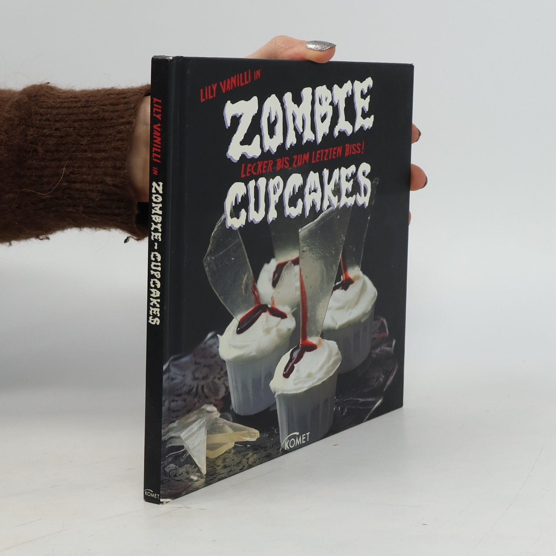 Lily Vanilli in ... Zombie-Cupcakes