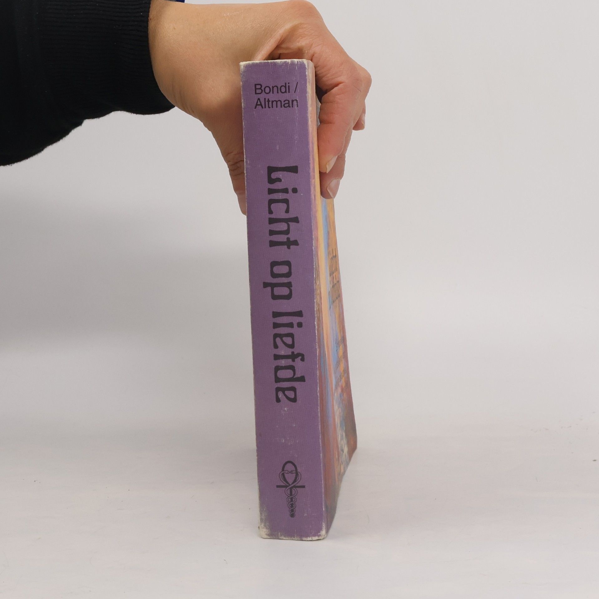 Nathaniel Altman Licht op liefde: een speelse ontsluiering van het mysterie van seksualiteit en romantiek (New Age)