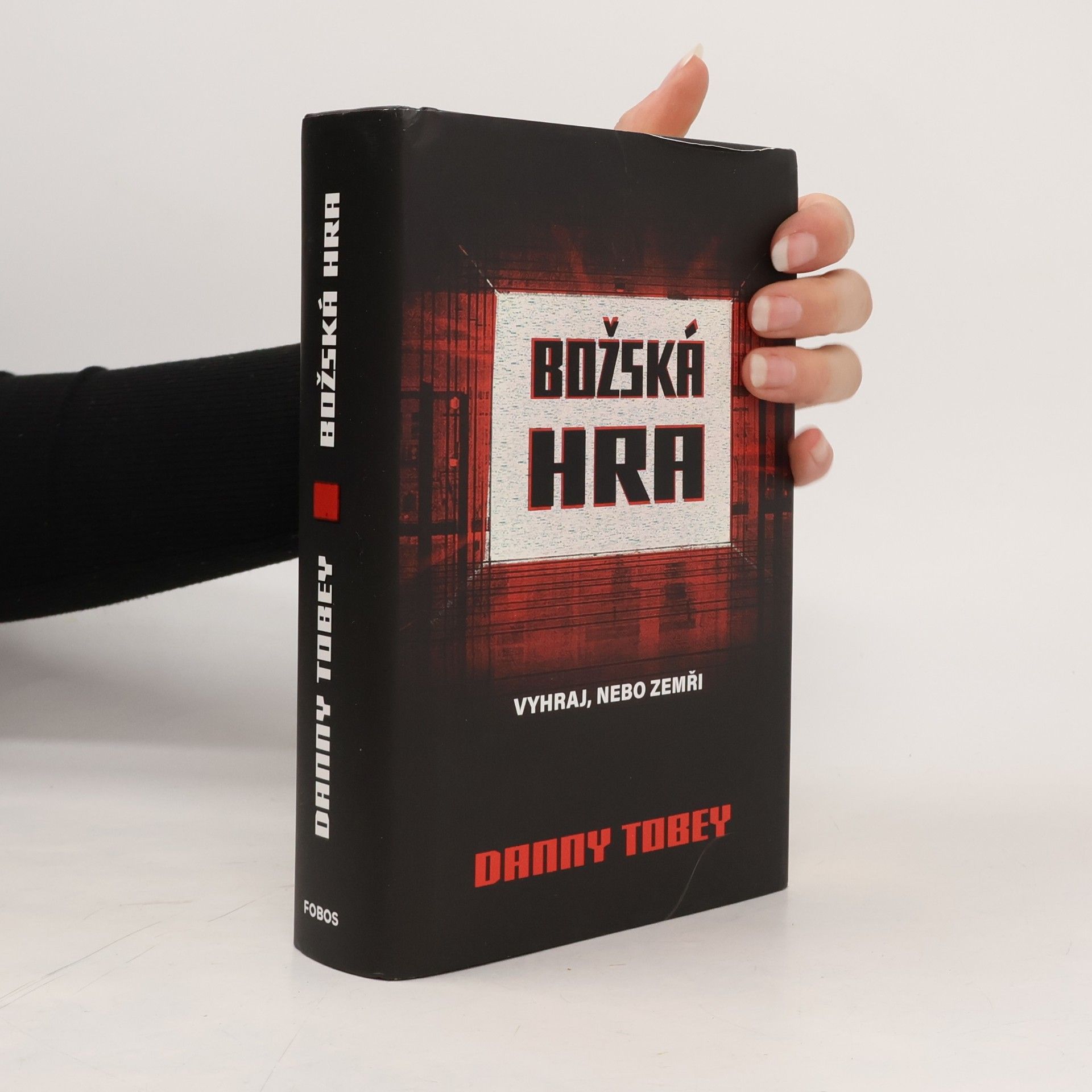 Danny Tobey Božská hra