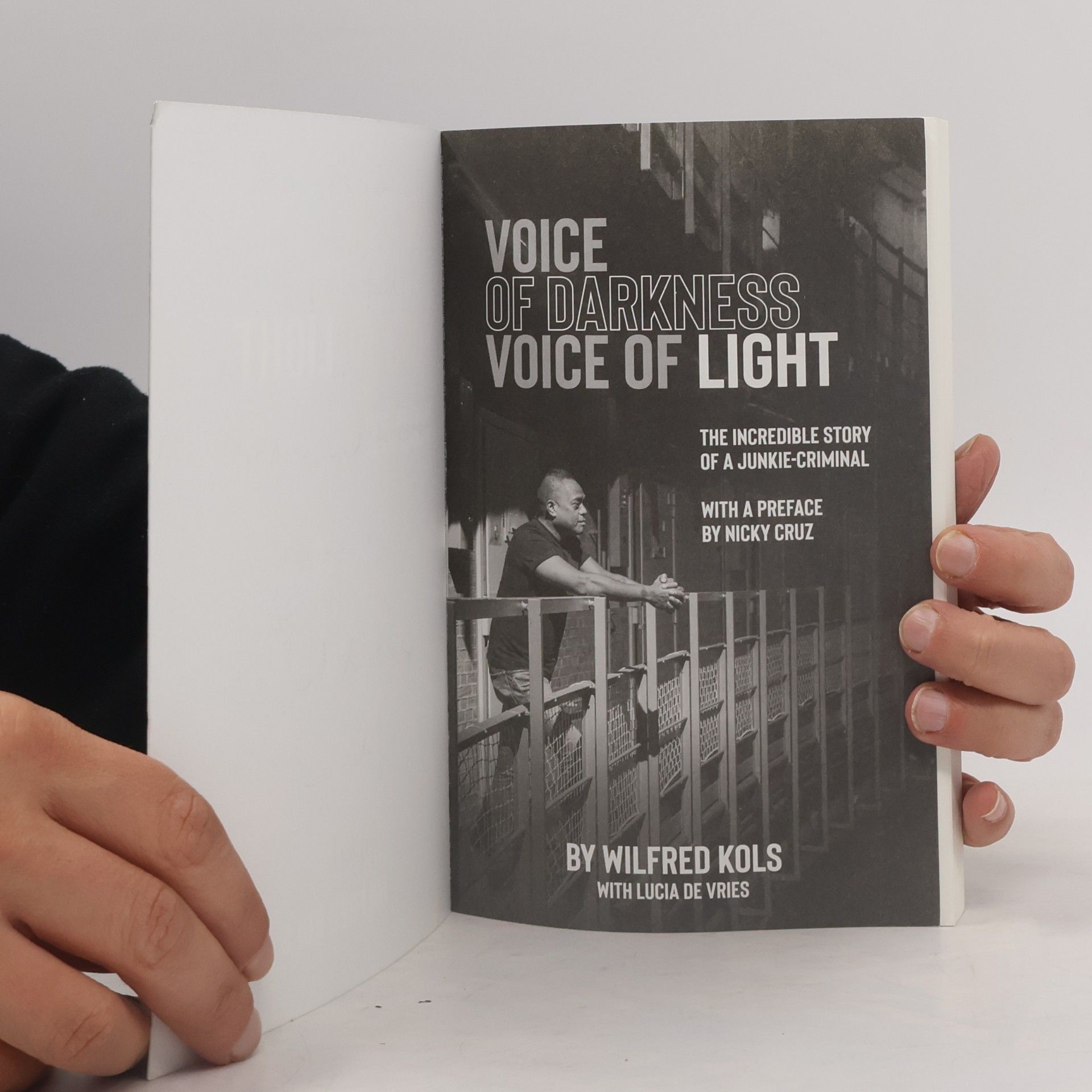 Wilfred Kols Voice Of Darkness Voice Of Light