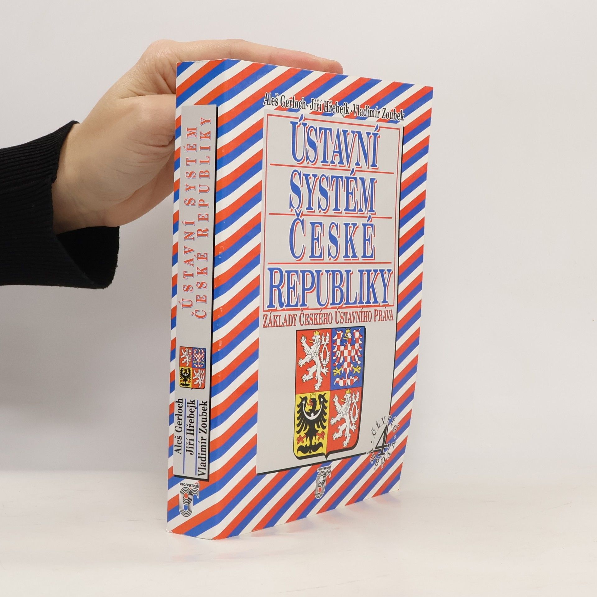 Ústavní systém České republiky : základy českého ústavního práva