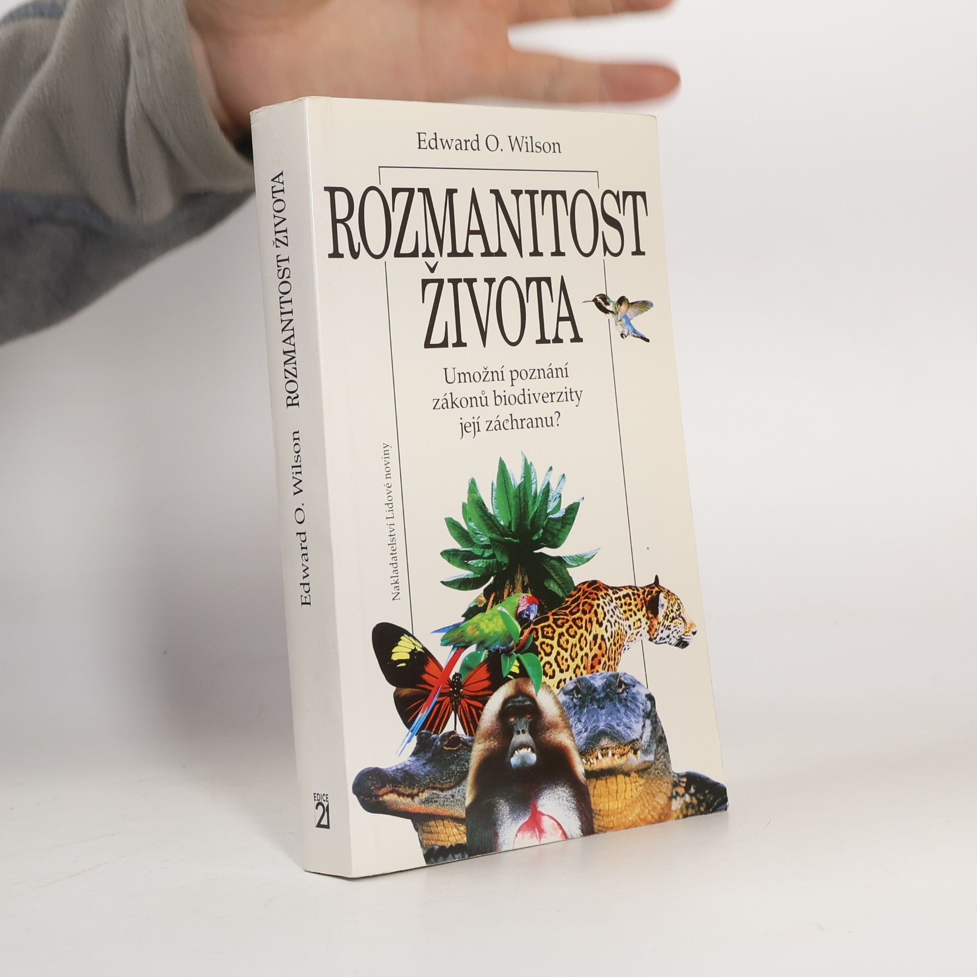 Jan Žďárek Rozmanitost života : umožní poznání zákonů biodiverzity její záchranu?
