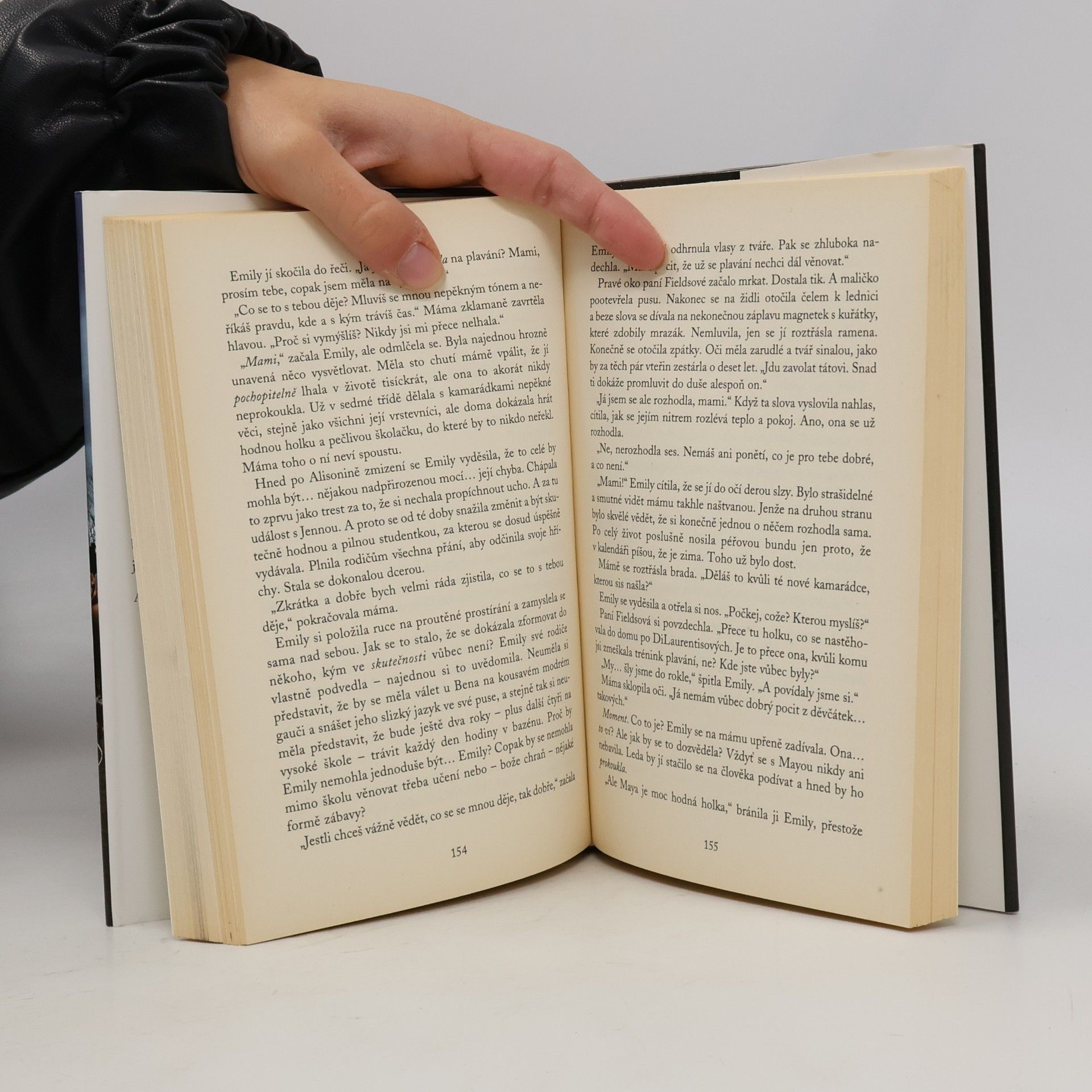Sara Shepard Roztomilé malé lhářky