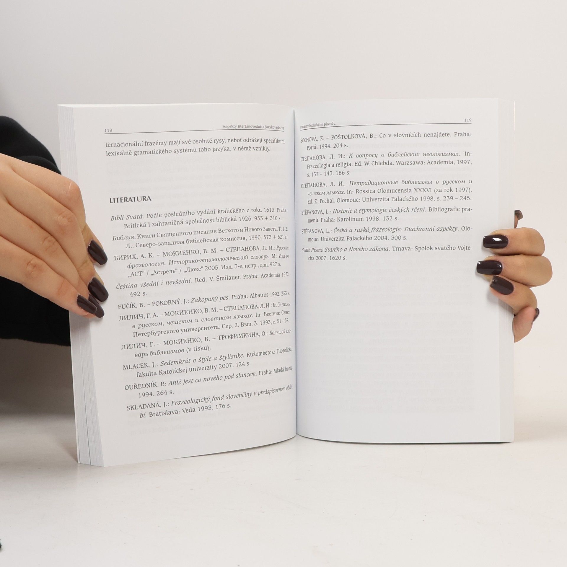 Viera Kováčová Aspekty literárnovedné a jazykovedné II.