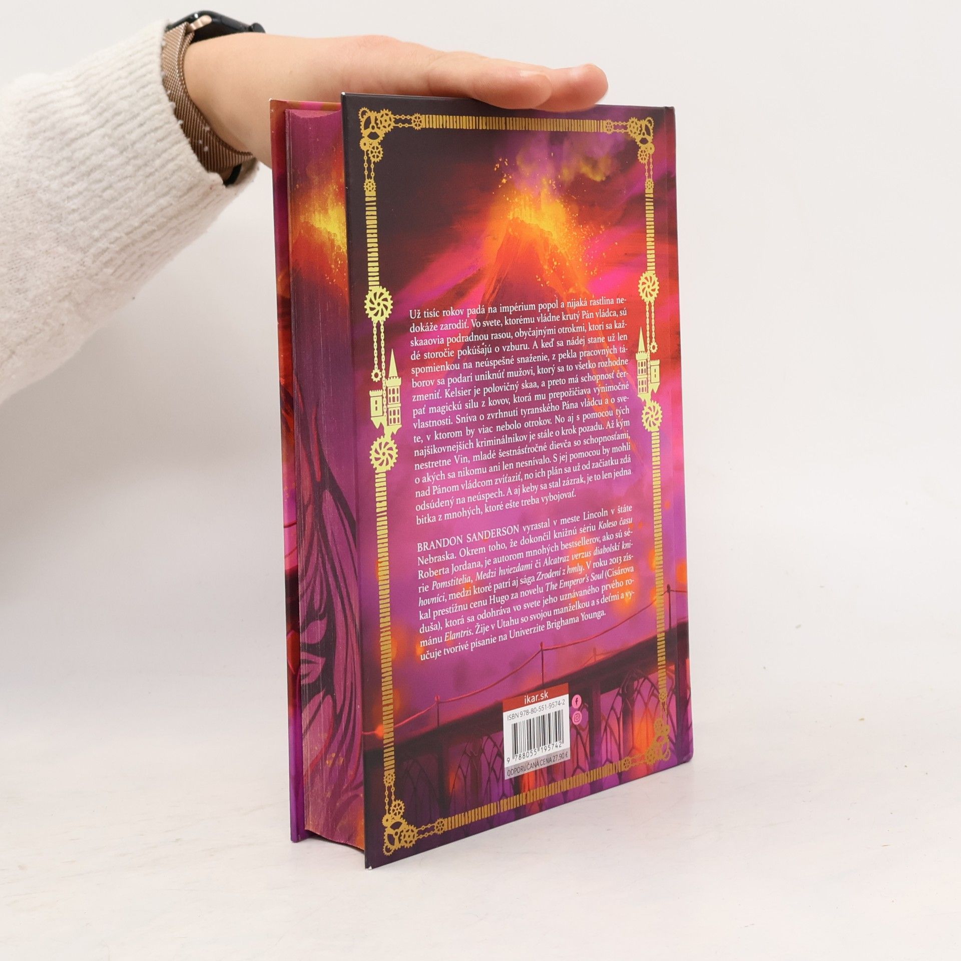 Brandon Sanderson Mistborn: Zrodení z hmly