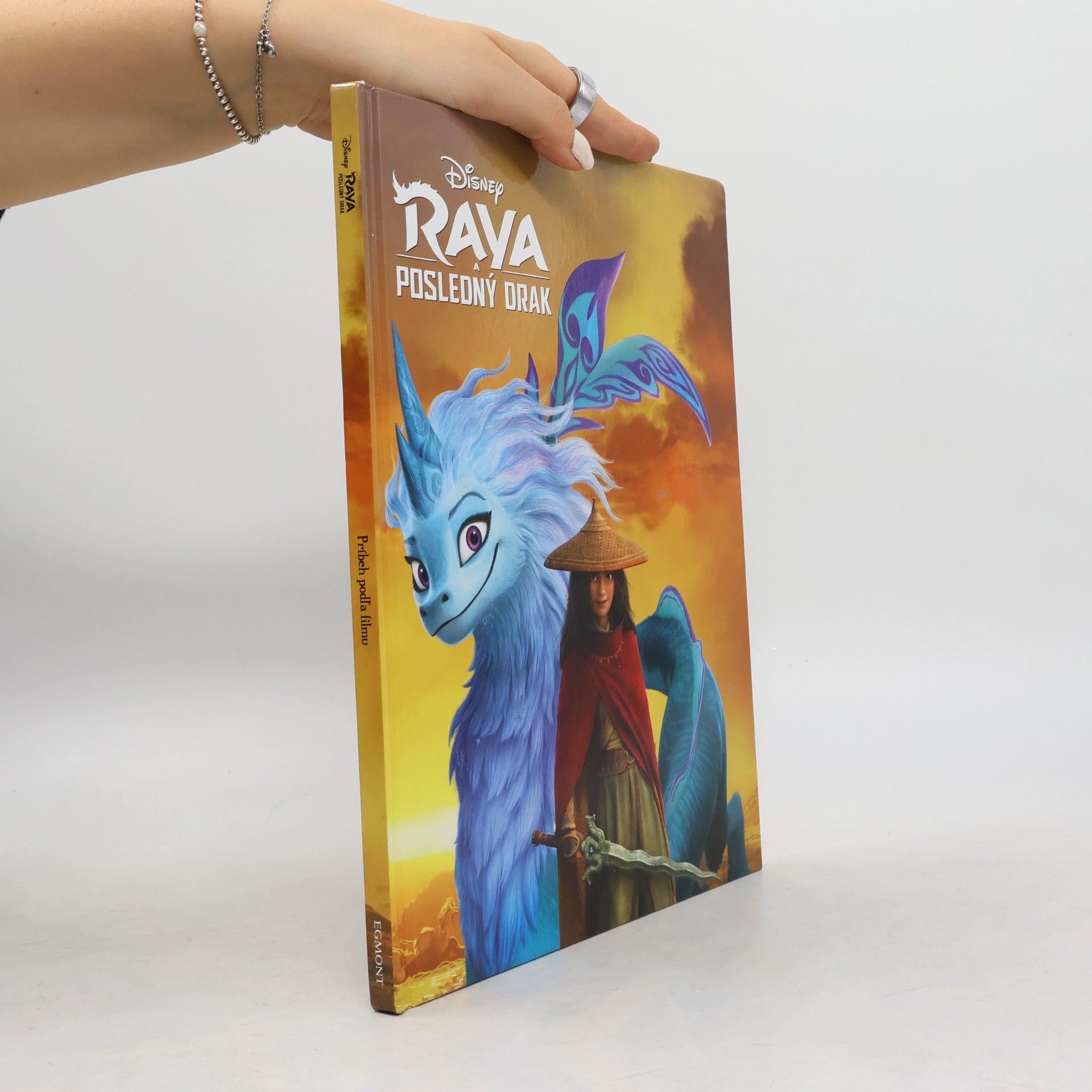 Raya a posledný drak