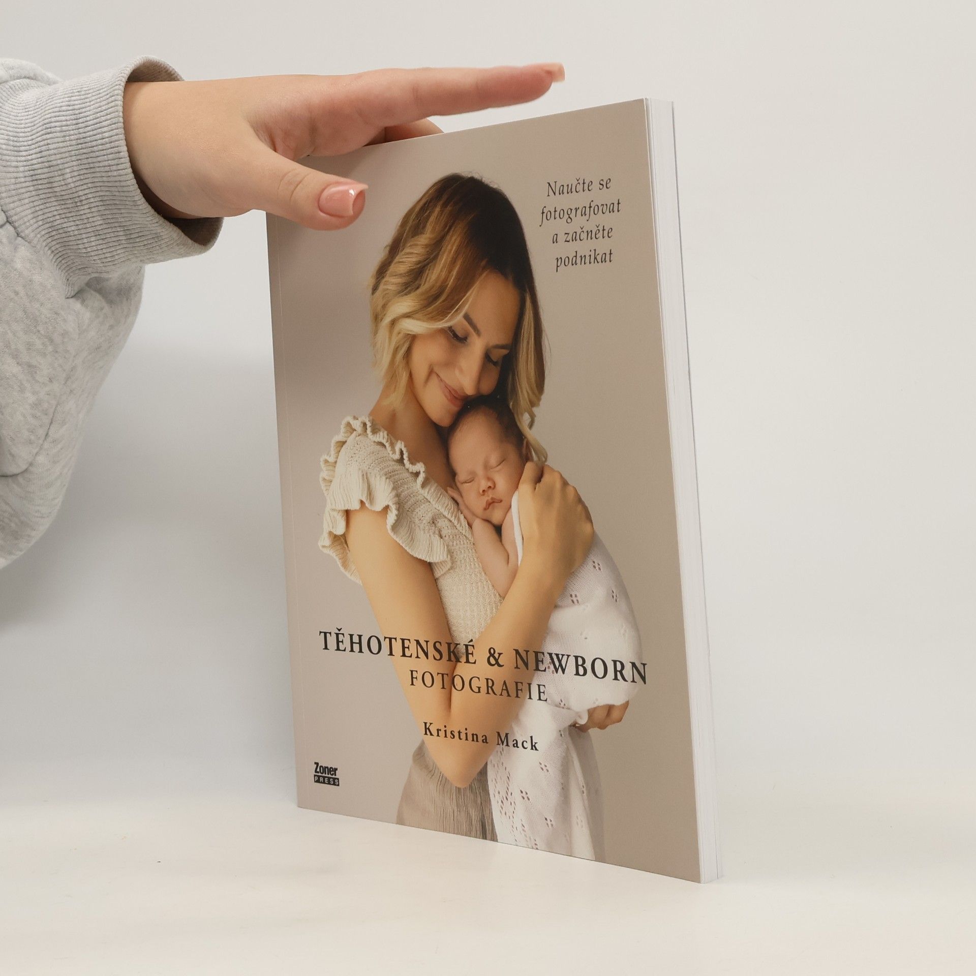 Těhotenské & newborn fotografie. Naučte se fotografovat a začněte podnikat