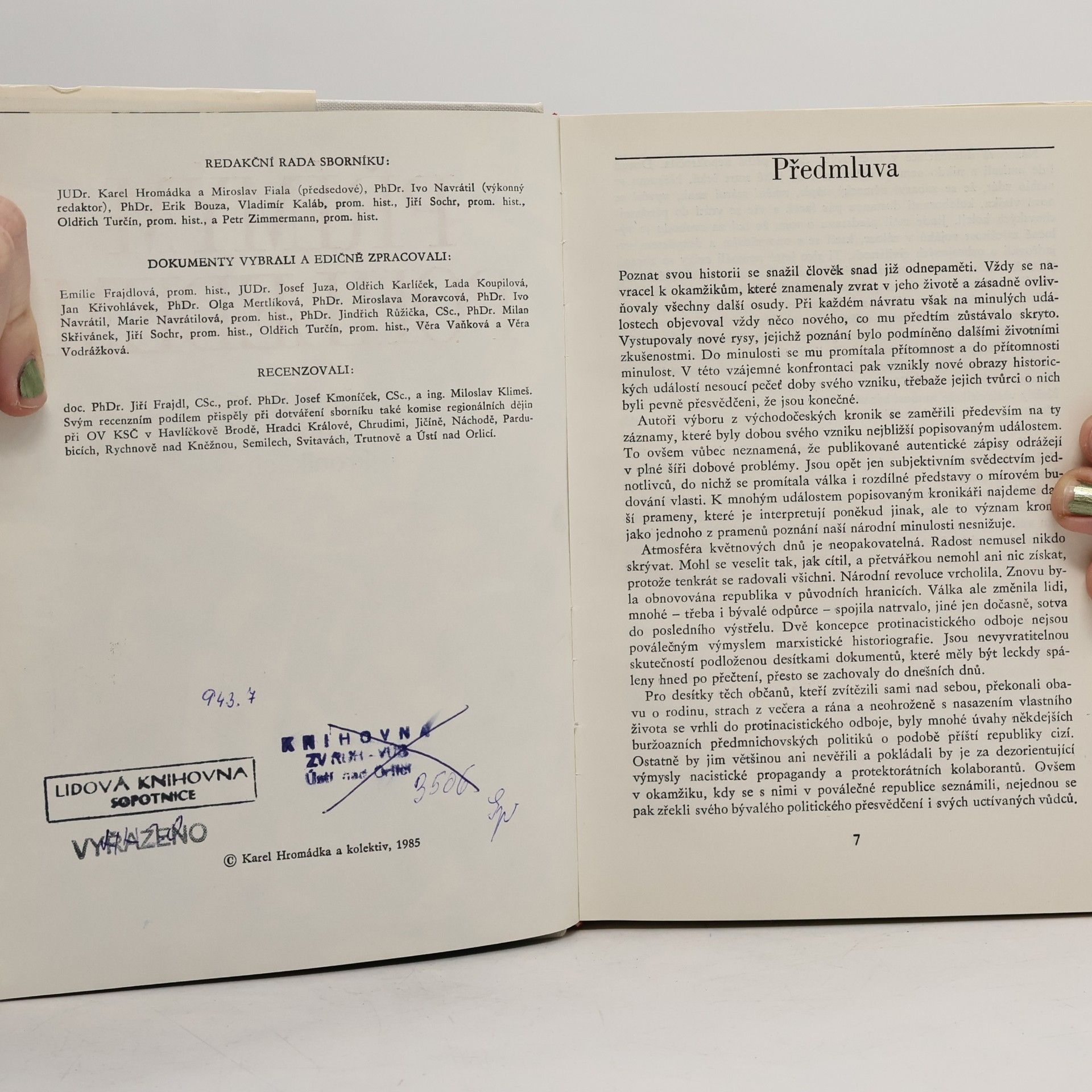 Autorenkollektiv Přímým pohledem. Květen 1945 ve východočeských kronikách