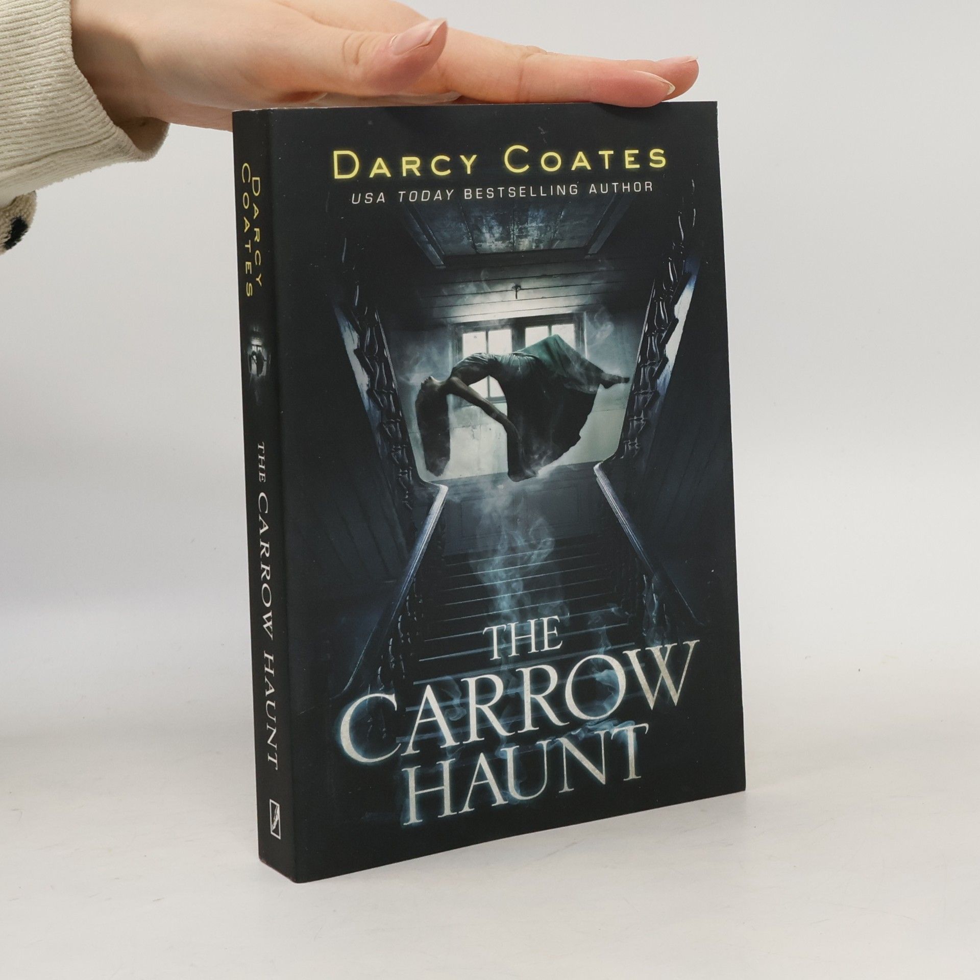 Darcy Coates The Carrow Haunt