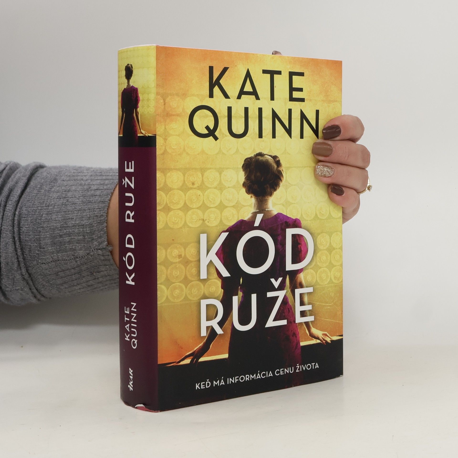 Kate Quinn Kód ruže