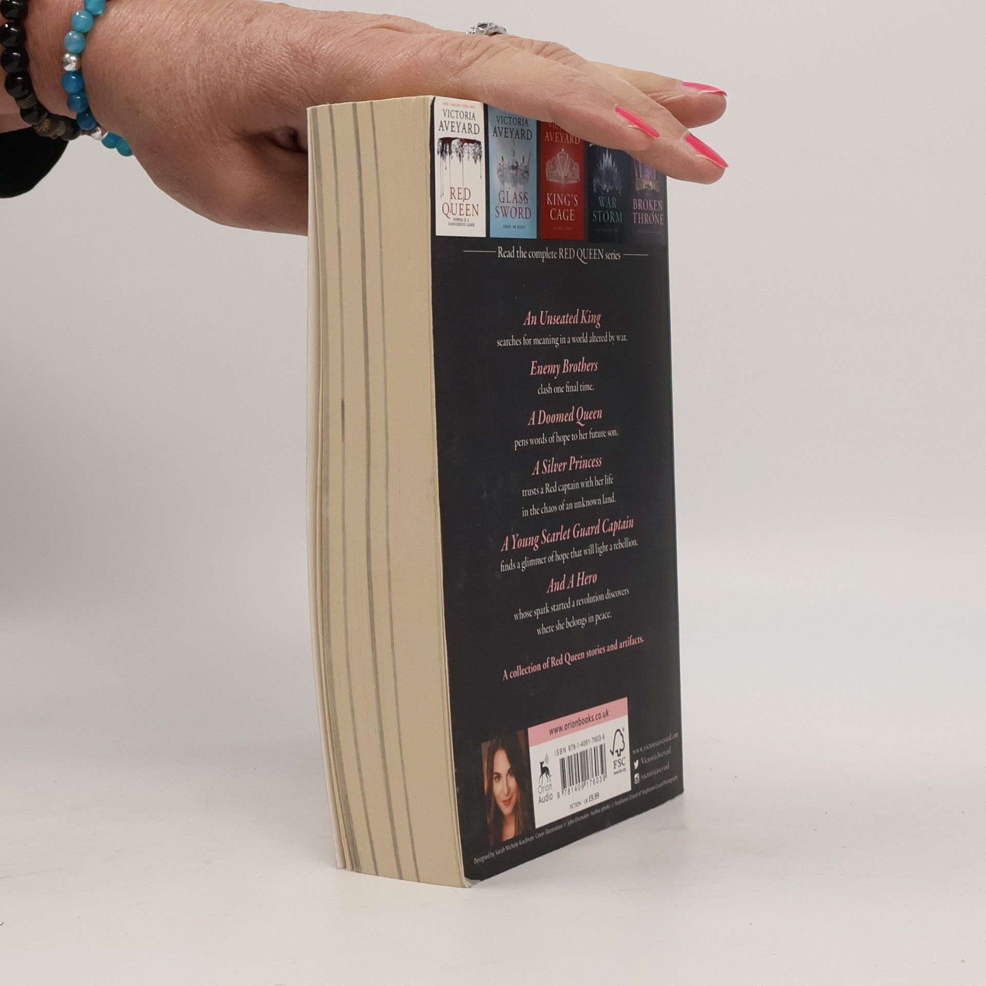 Victoria Aveyard Broken Throne