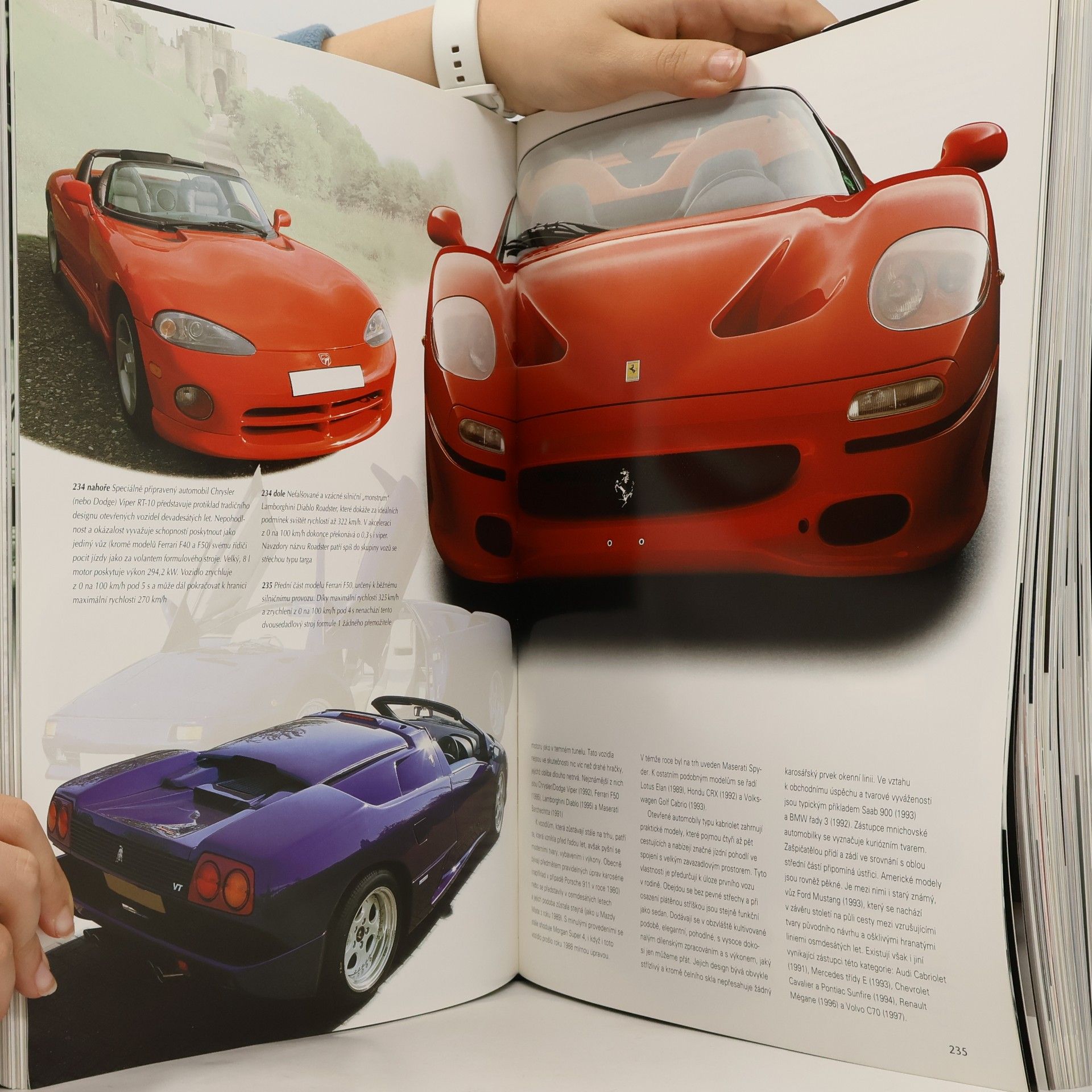 Jiří Fiala Velká kniha automobilů