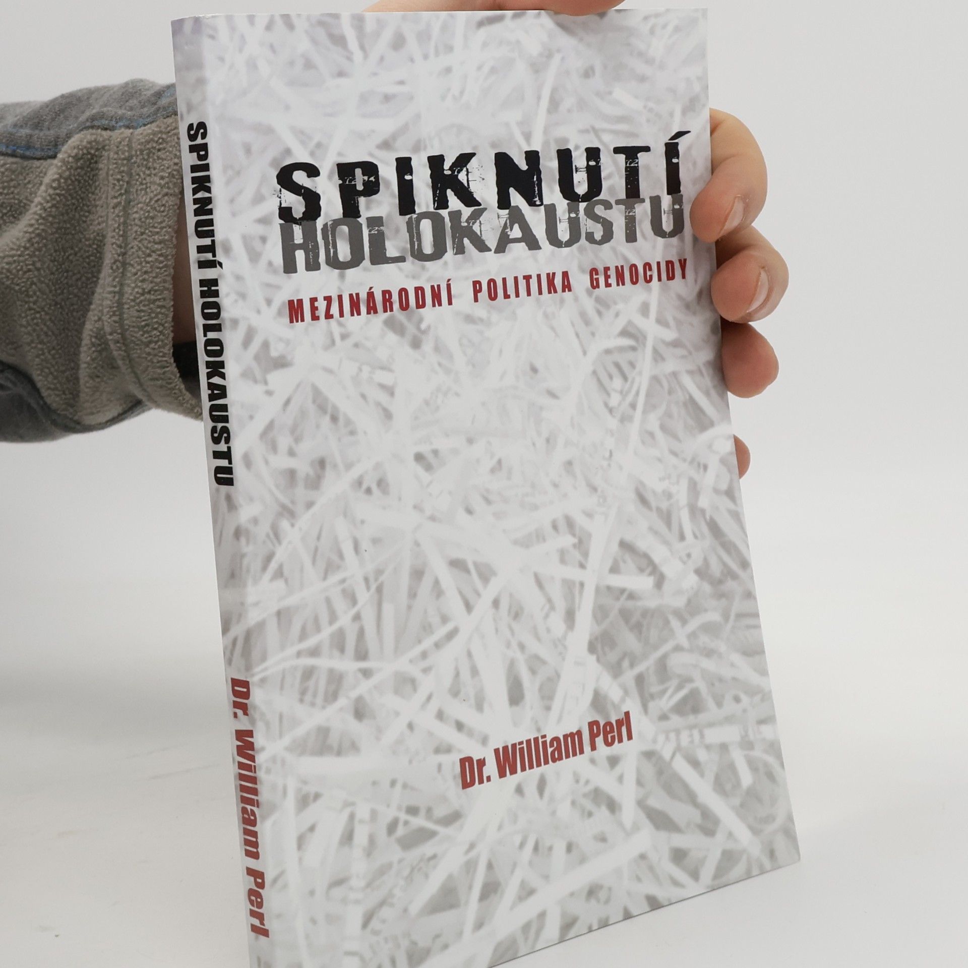 William R. Perl Spiknutí holokaustu