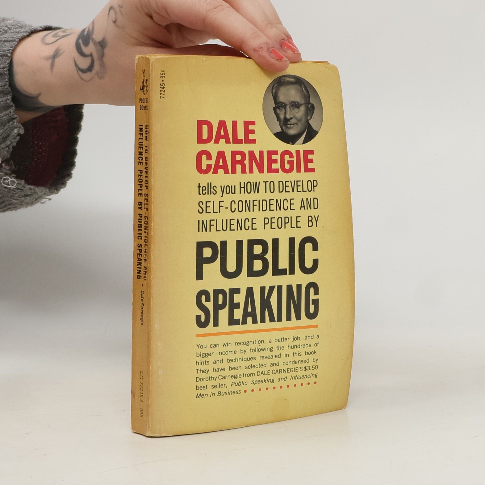 How to Develop Self-confidence and Influence People by Public Speaking
