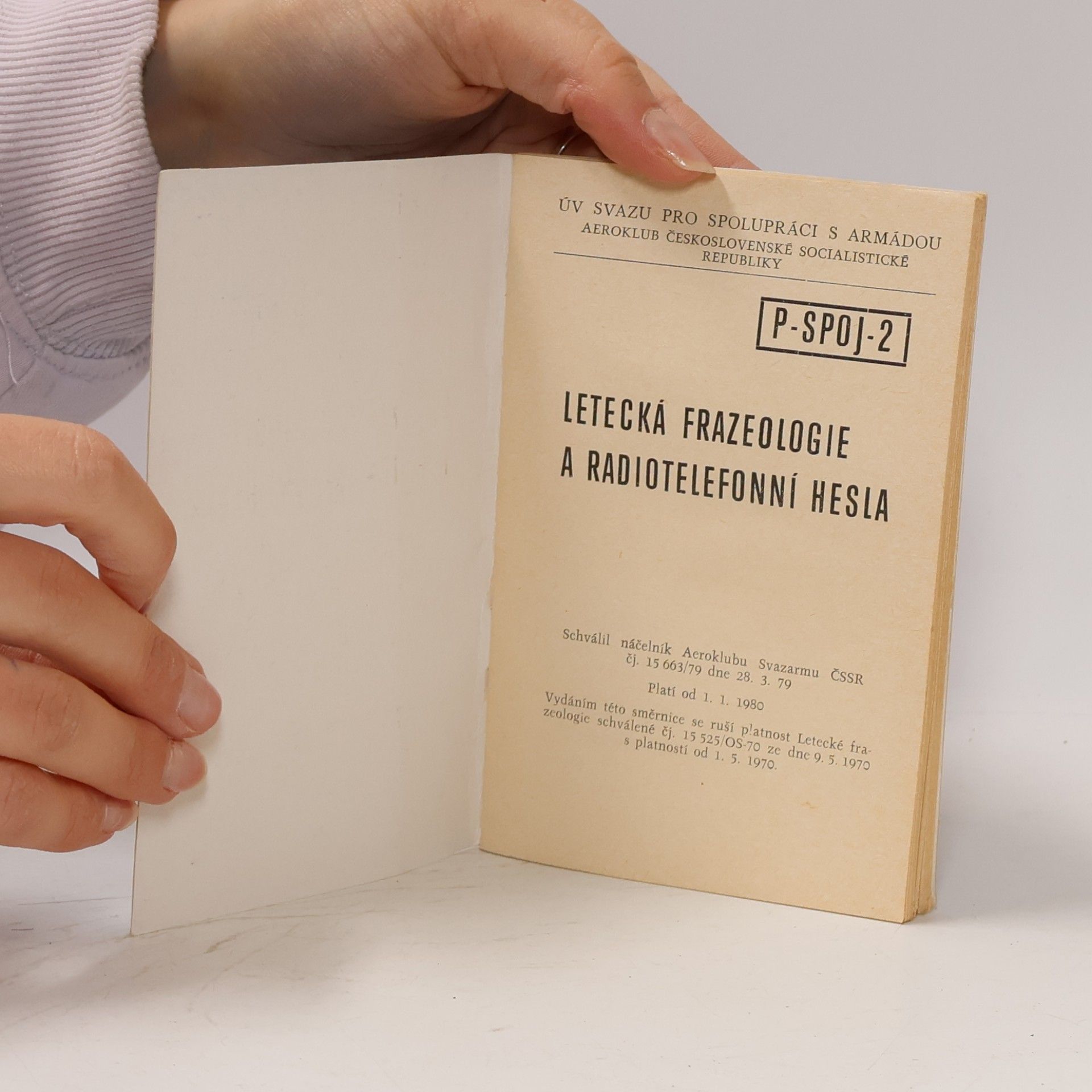 Kolektiv autorů Letecká frazeologie a radiotelefonní hesla