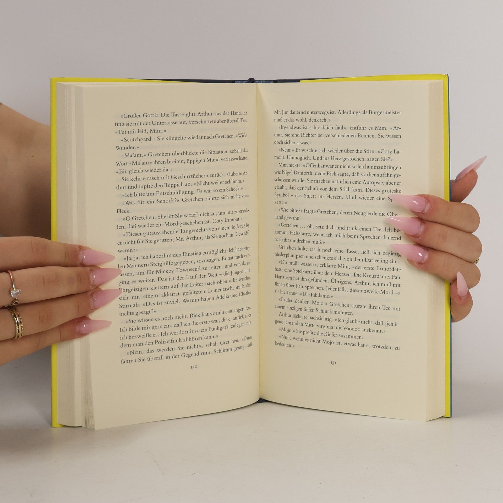 Rita Mae Brown Herz-Dame sticht