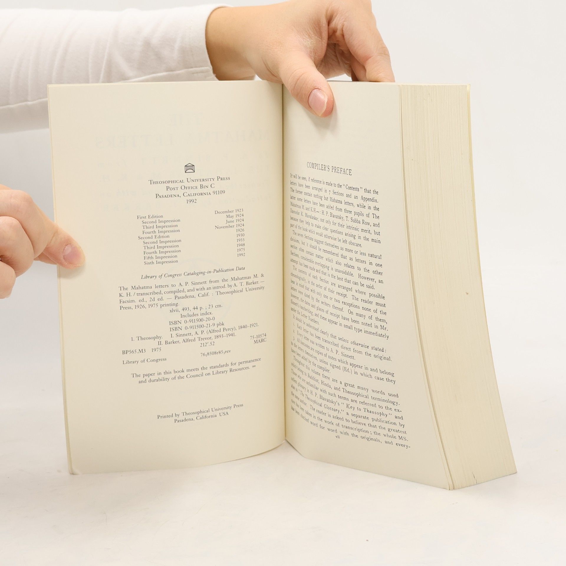 A. Trevor Barker The Mahatma Letters to A. P. Sinnett (Facsimile of 1926)