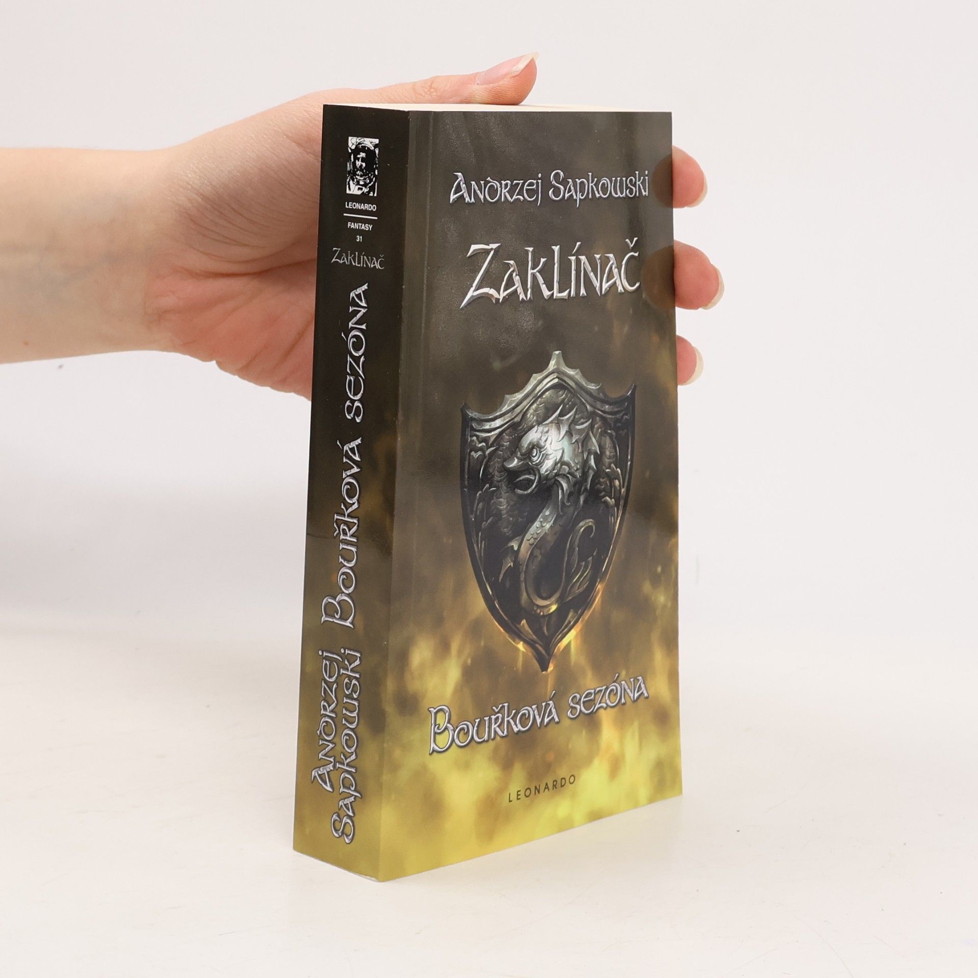 Andrzej Sapkowski Zaklínač - Bouřková sezóna