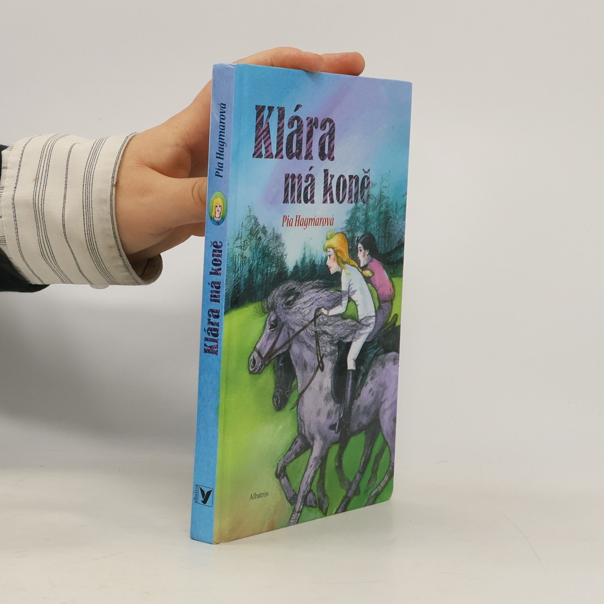 Klára má koně