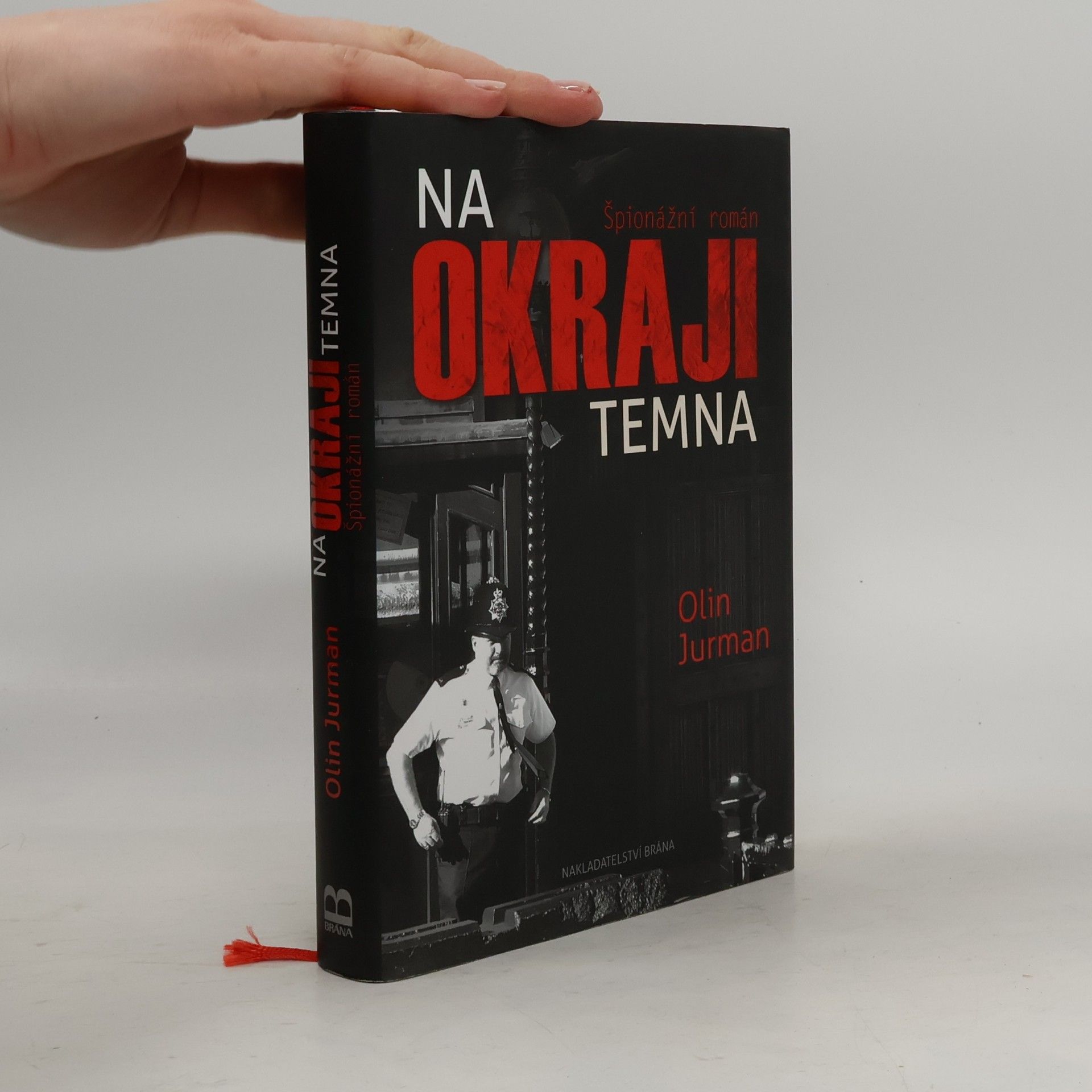 Oldřich Jurman Na okraji temna: špionážní román