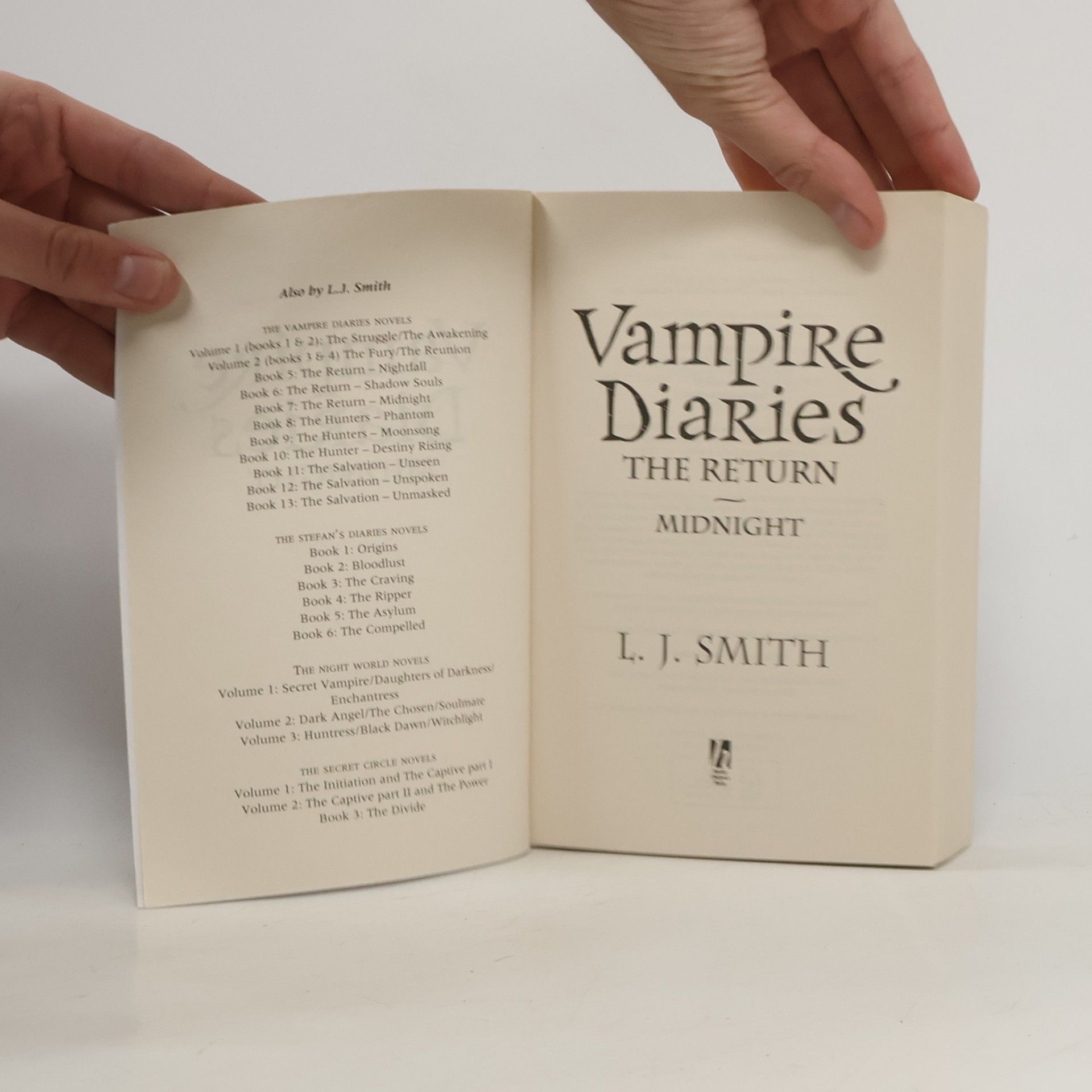 L. J. Smithová  Vampire Diaries 7