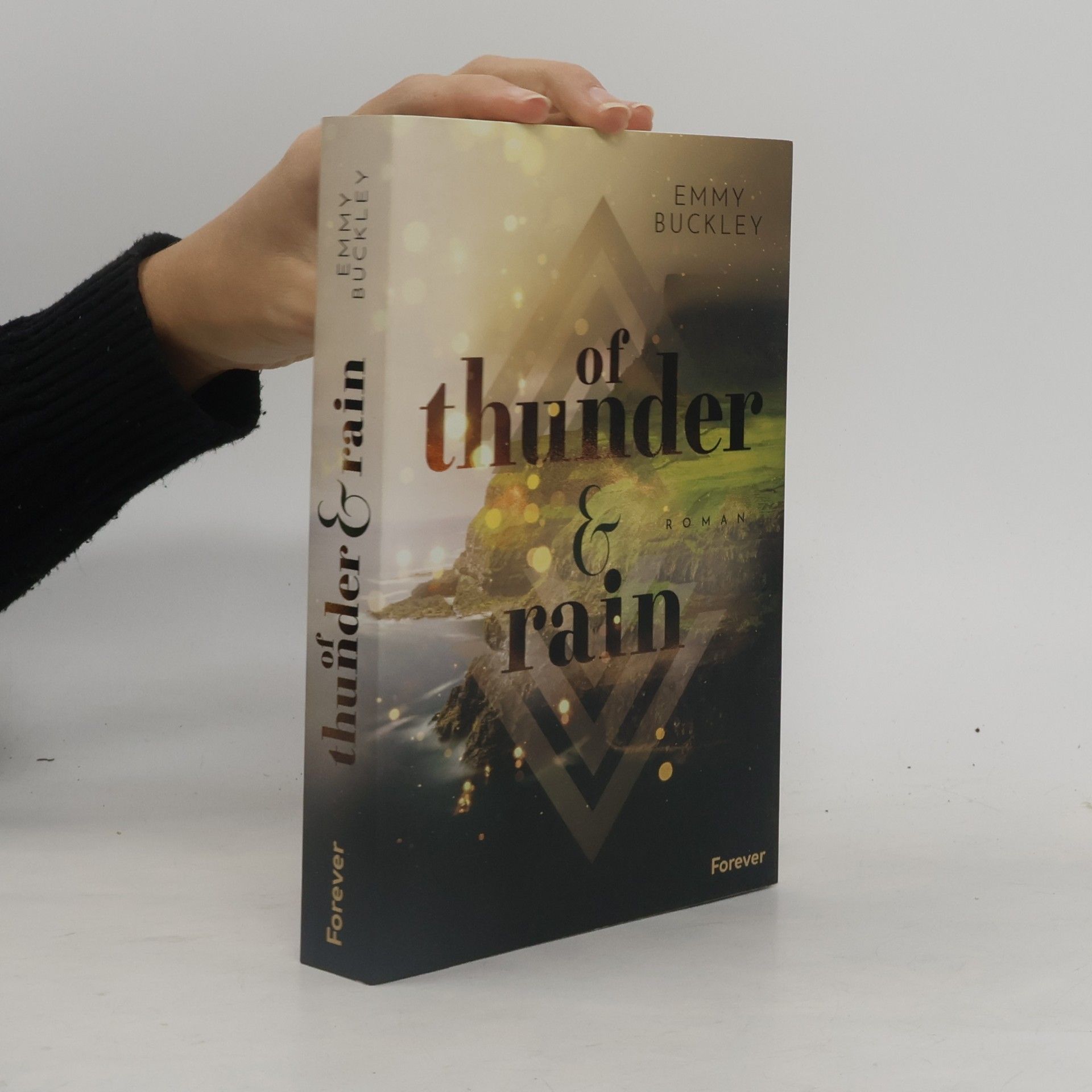 Of Thunder and Rain (Färöer-Reihe 1)