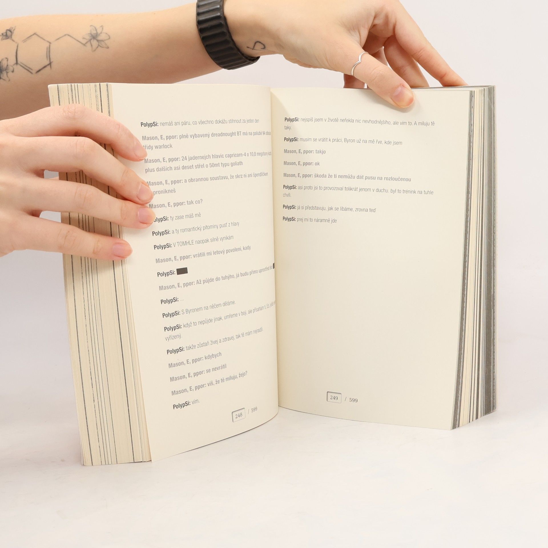Amie Kaufman Illuminae