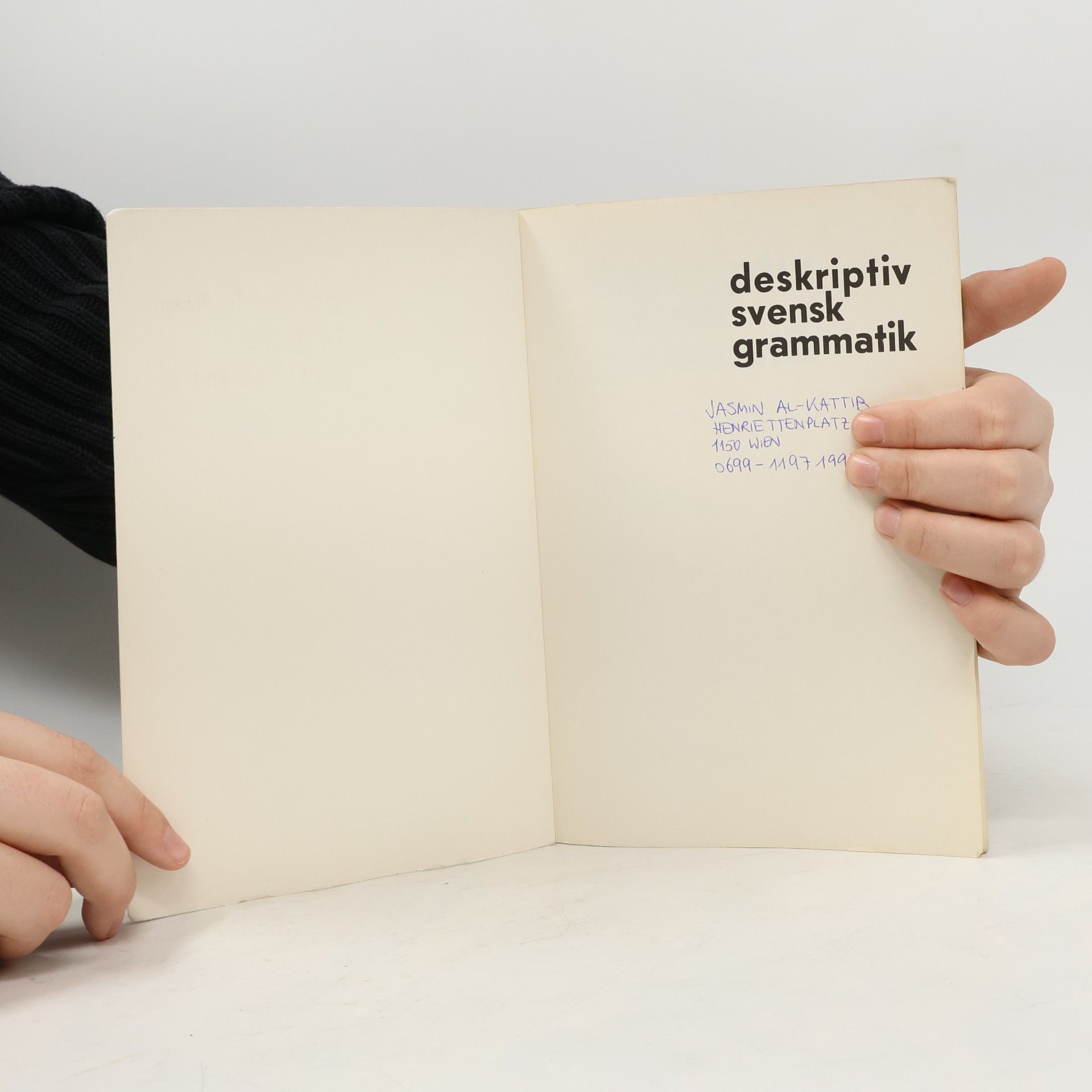 Britta Holm Deskriptiv svensk grammatik