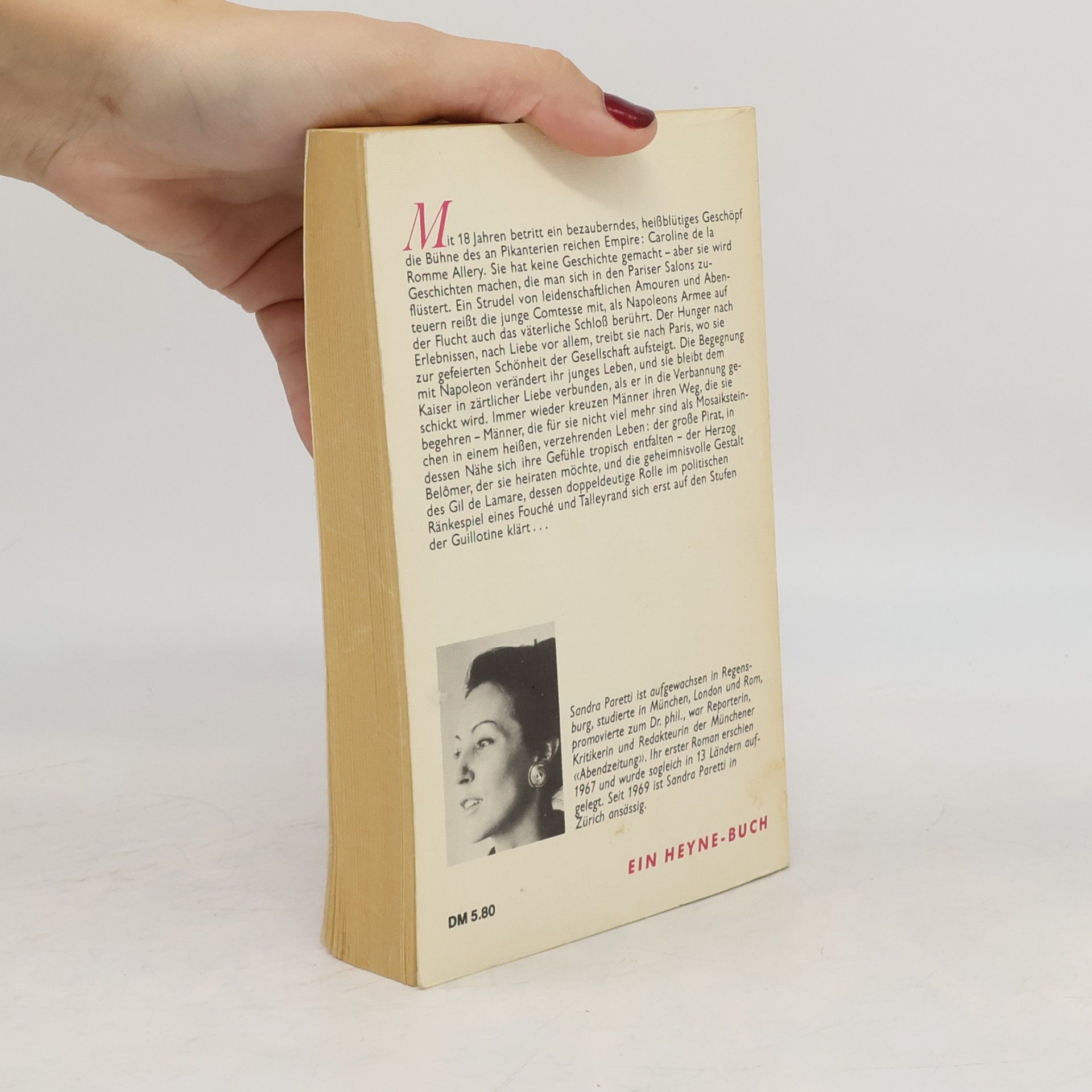 Sandra Paretti Rose und Schwert