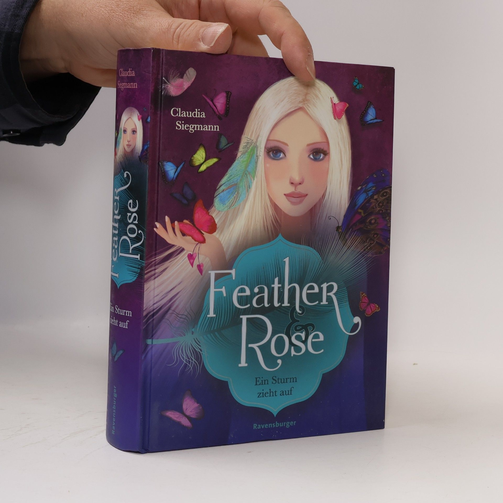 Feather & Rose. Ein Sturm zieht auf