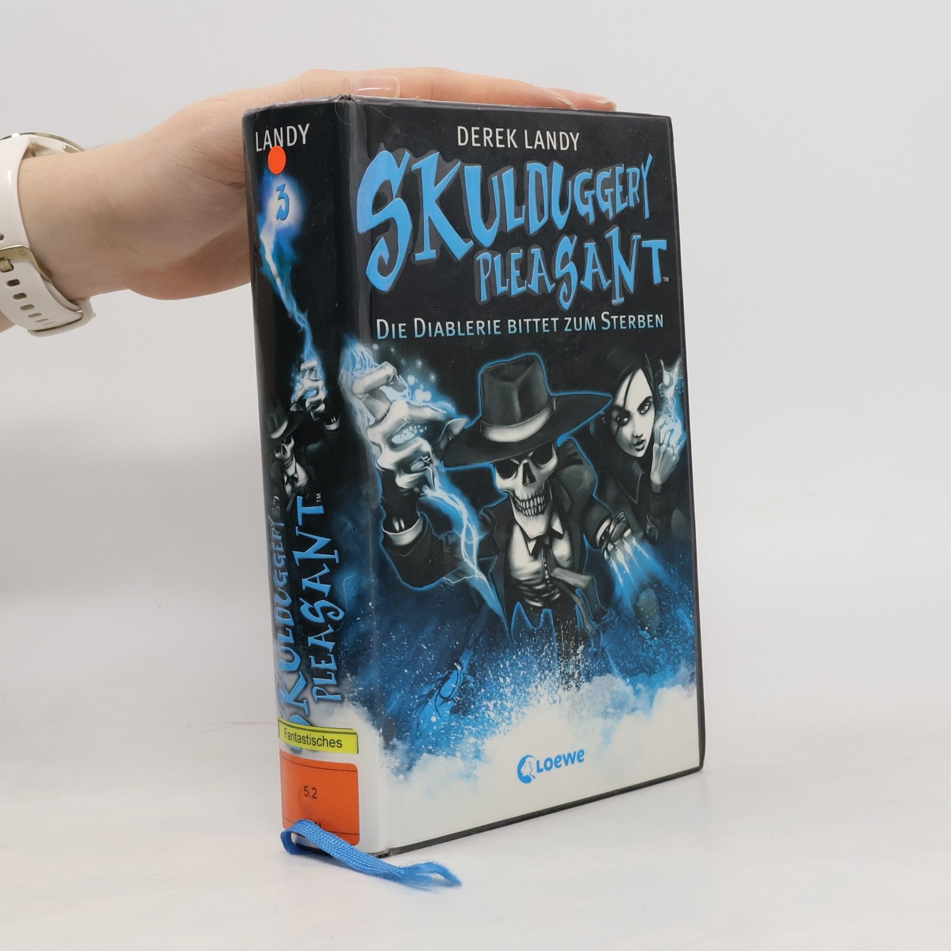 Derek Landy Skulduggery Pleasant 3