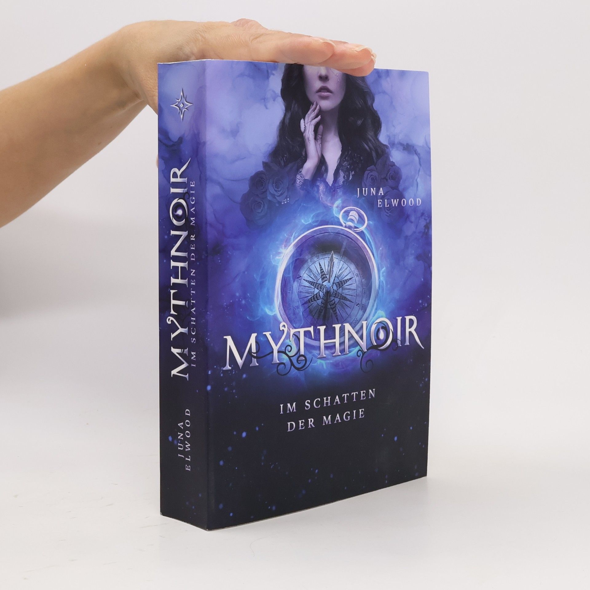 Juna Elwood Mythnoir