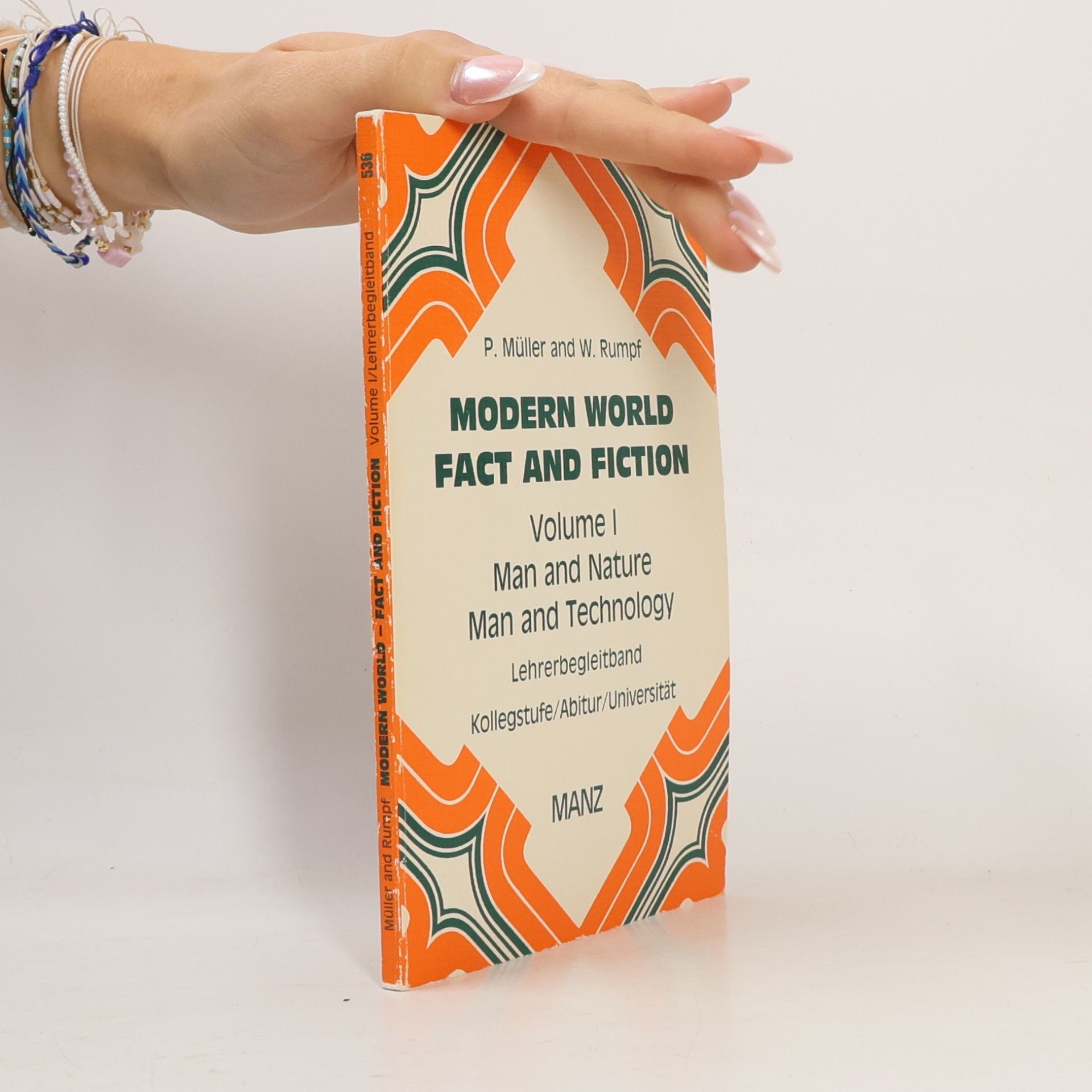Peter M. Müller Modern World - Fact and Fiction