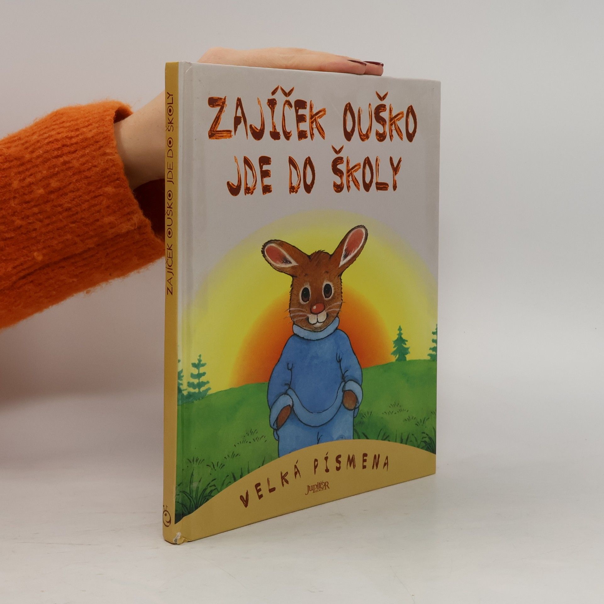 Zajíček Ouško jde do školy