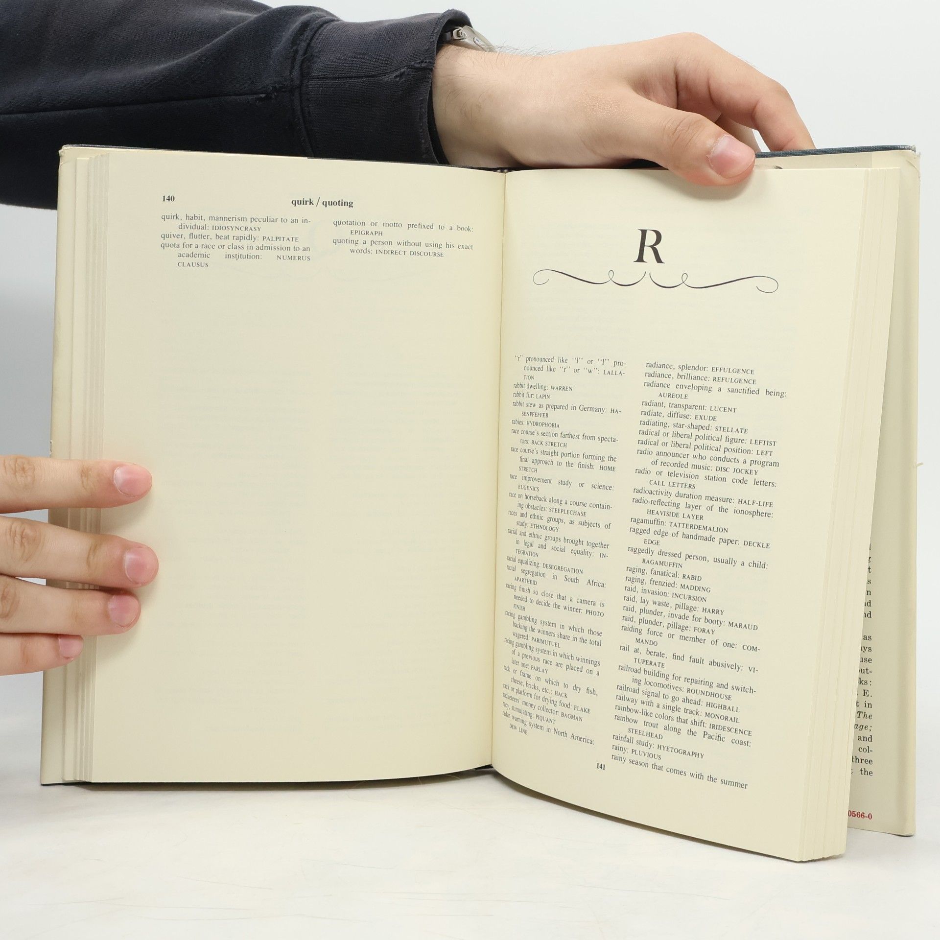 Theodore Menline Bernstein Bernstein's Reverse Dictionary