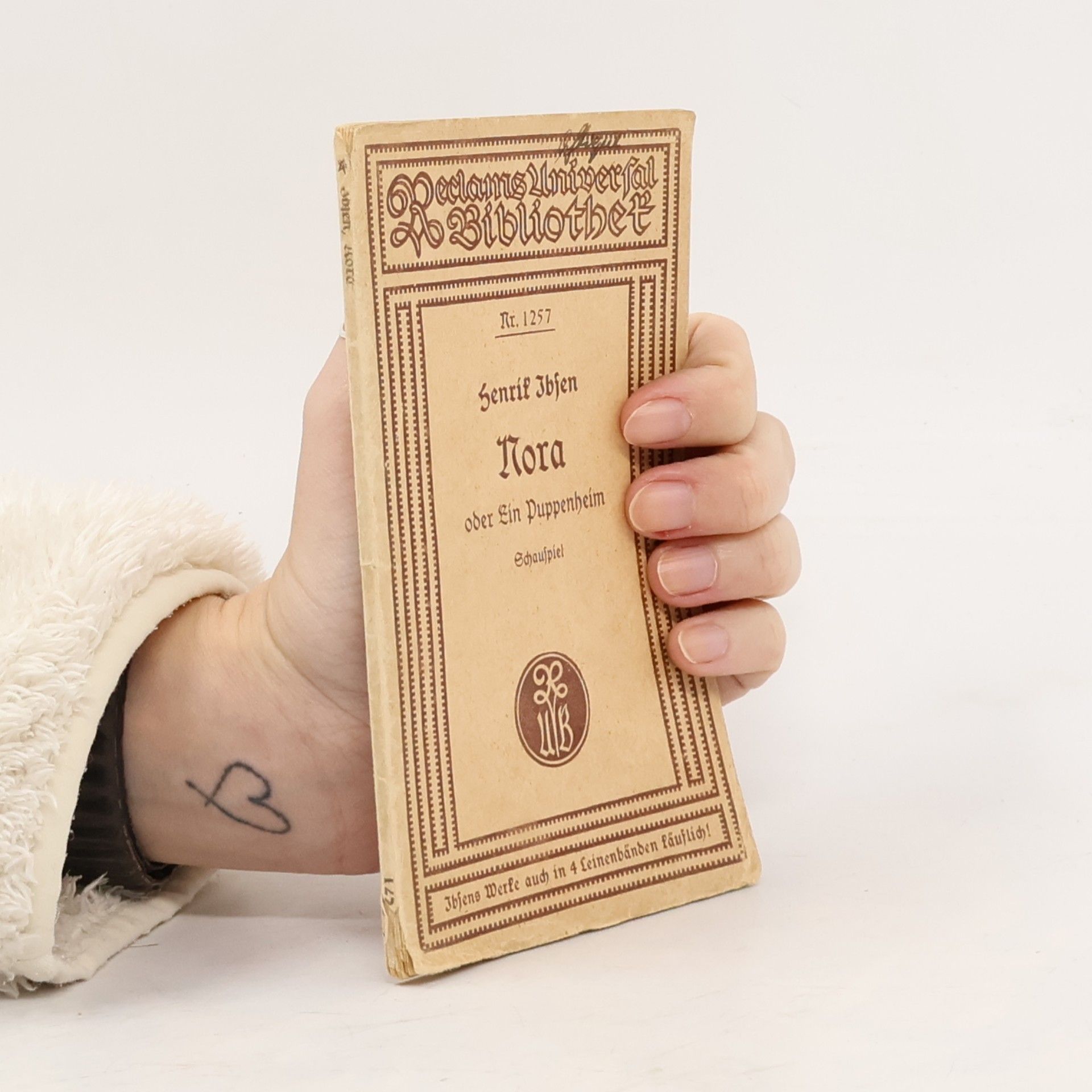 Nora oder Ein Puppenheim