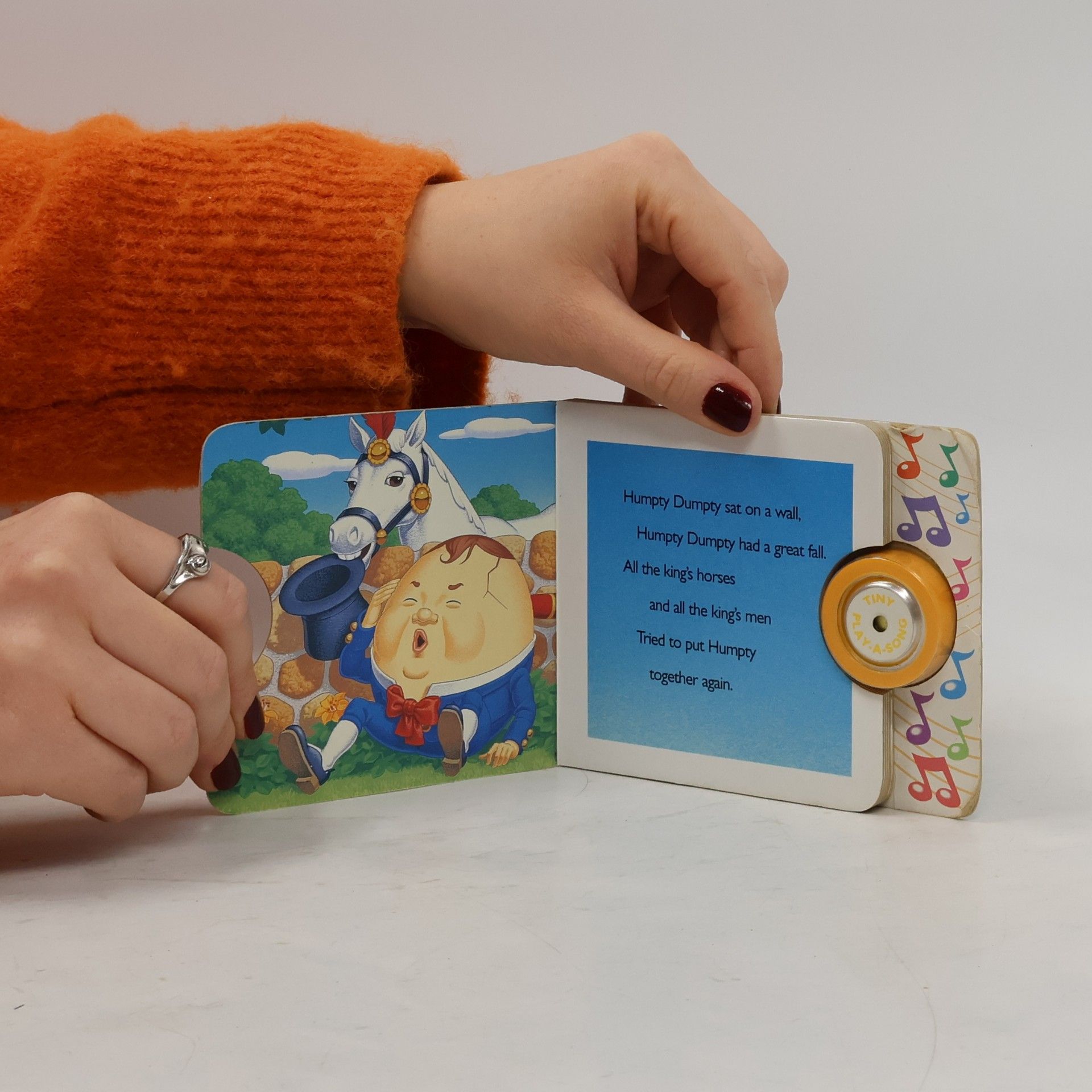 Kristi Fisher Tiny Play-A-Song: Humpty Dumpty