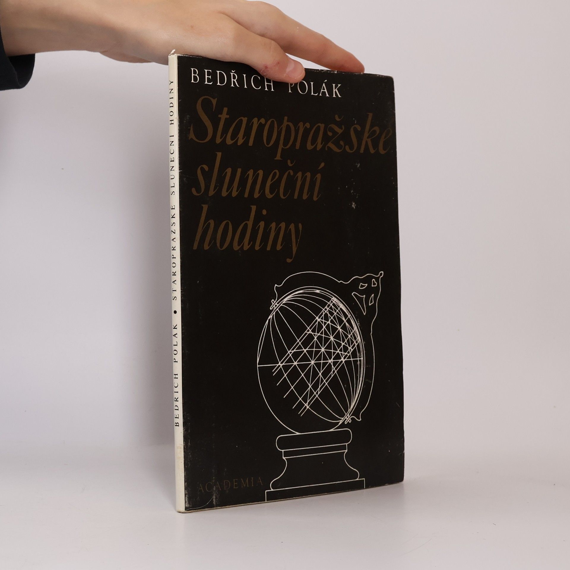Staropražské sluneční hodiny