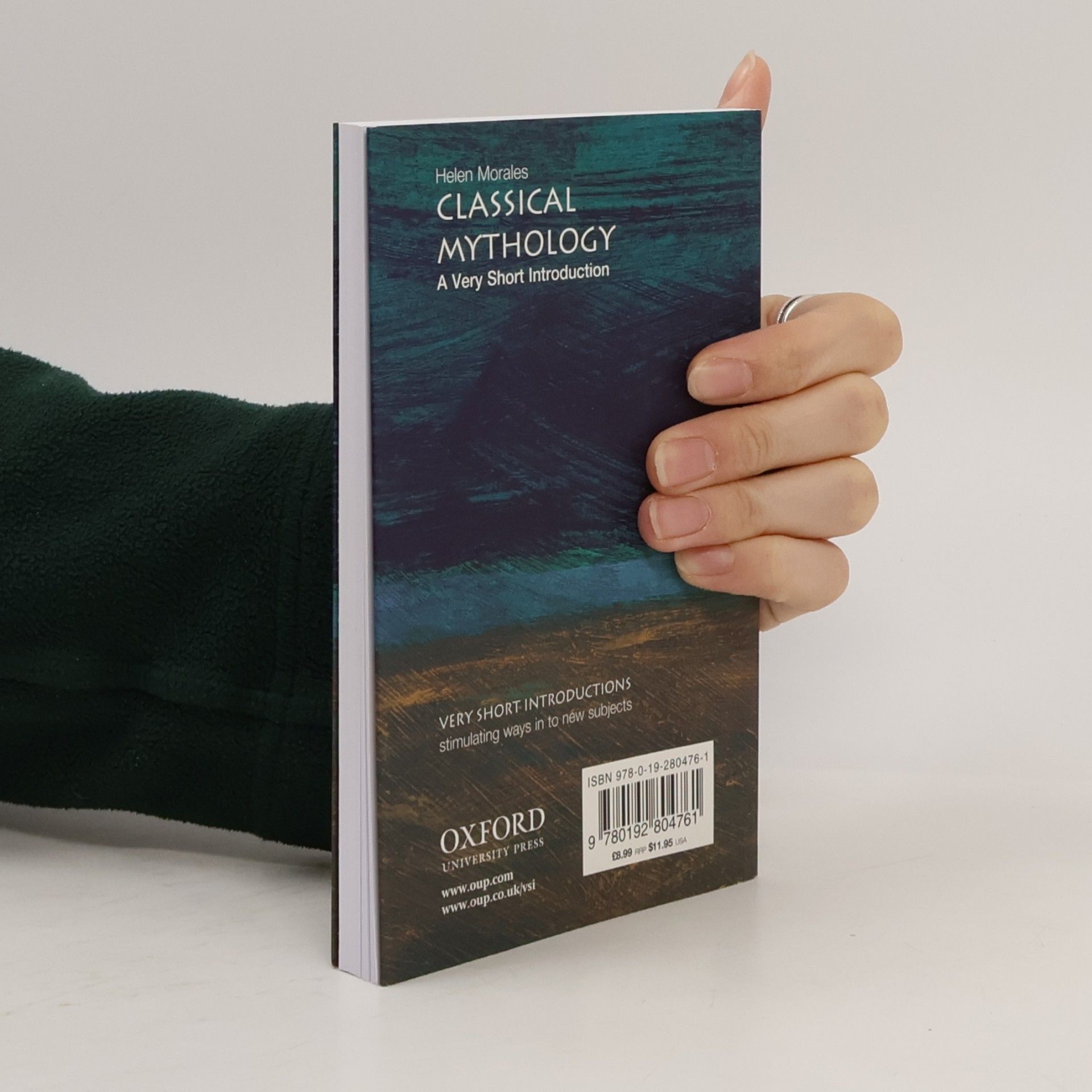 Helen Morales Classical mythology : a very short introduction
