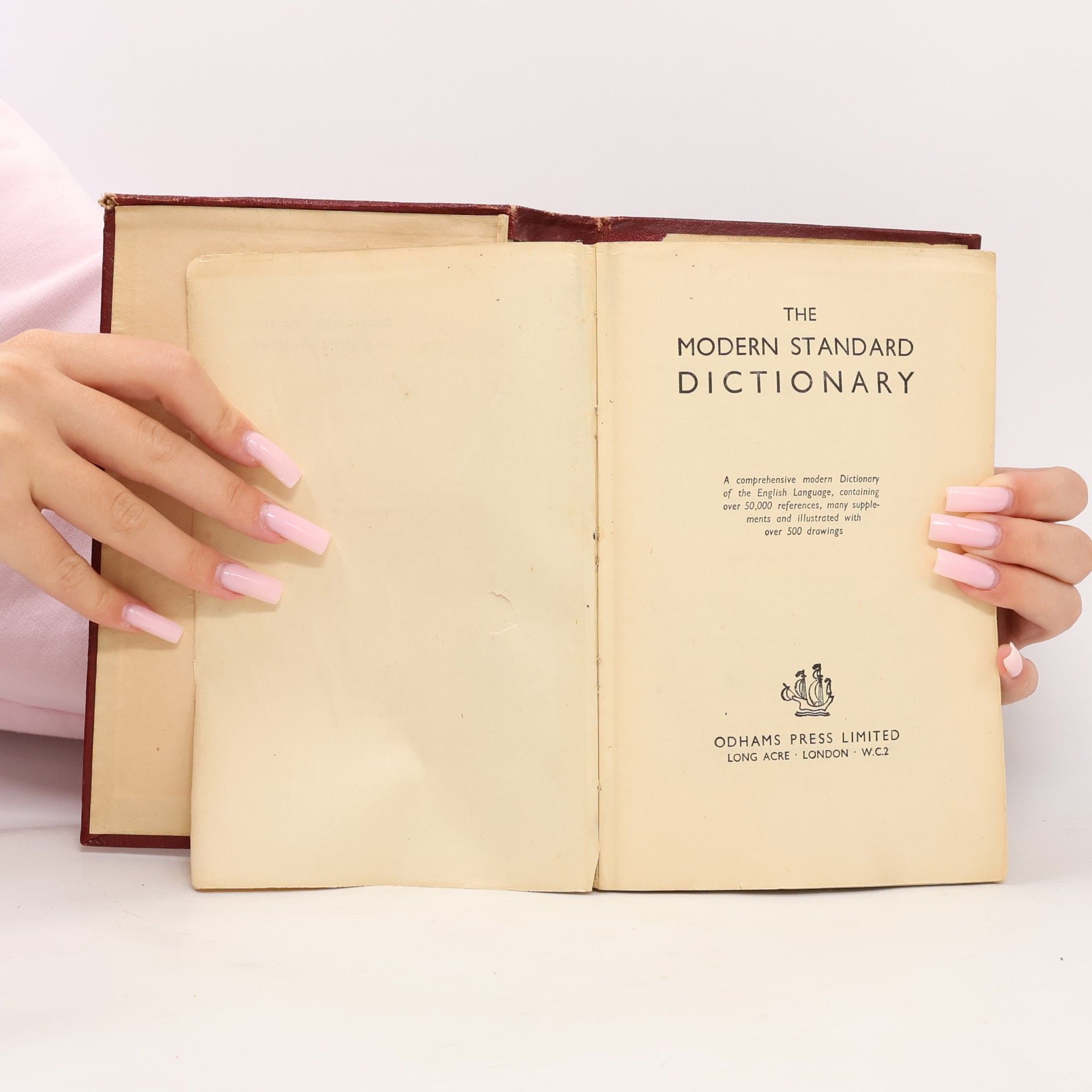 Various authors The Modern Standard Dictionary