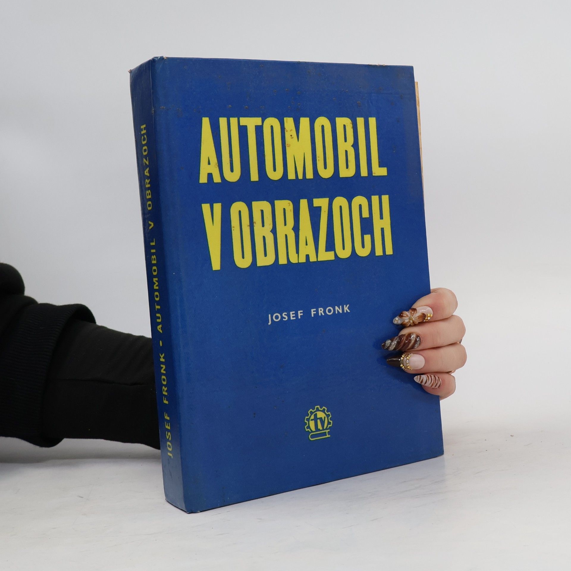 Automobil v obrazoch