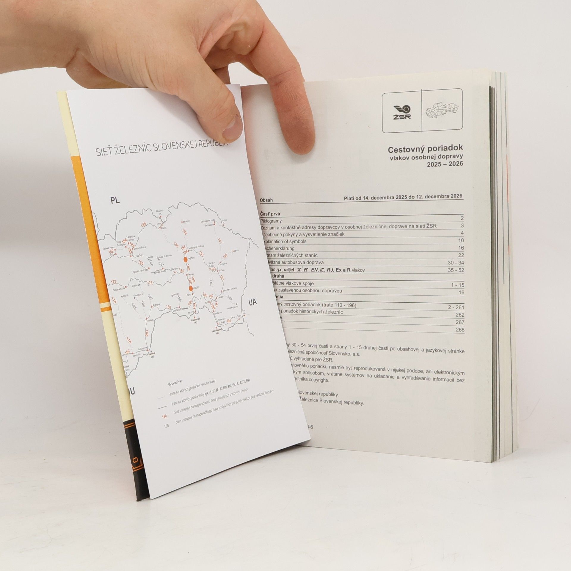 Autorenkollektiv Cestovný poriadok vlakov osobnej dopravy 2025/2026