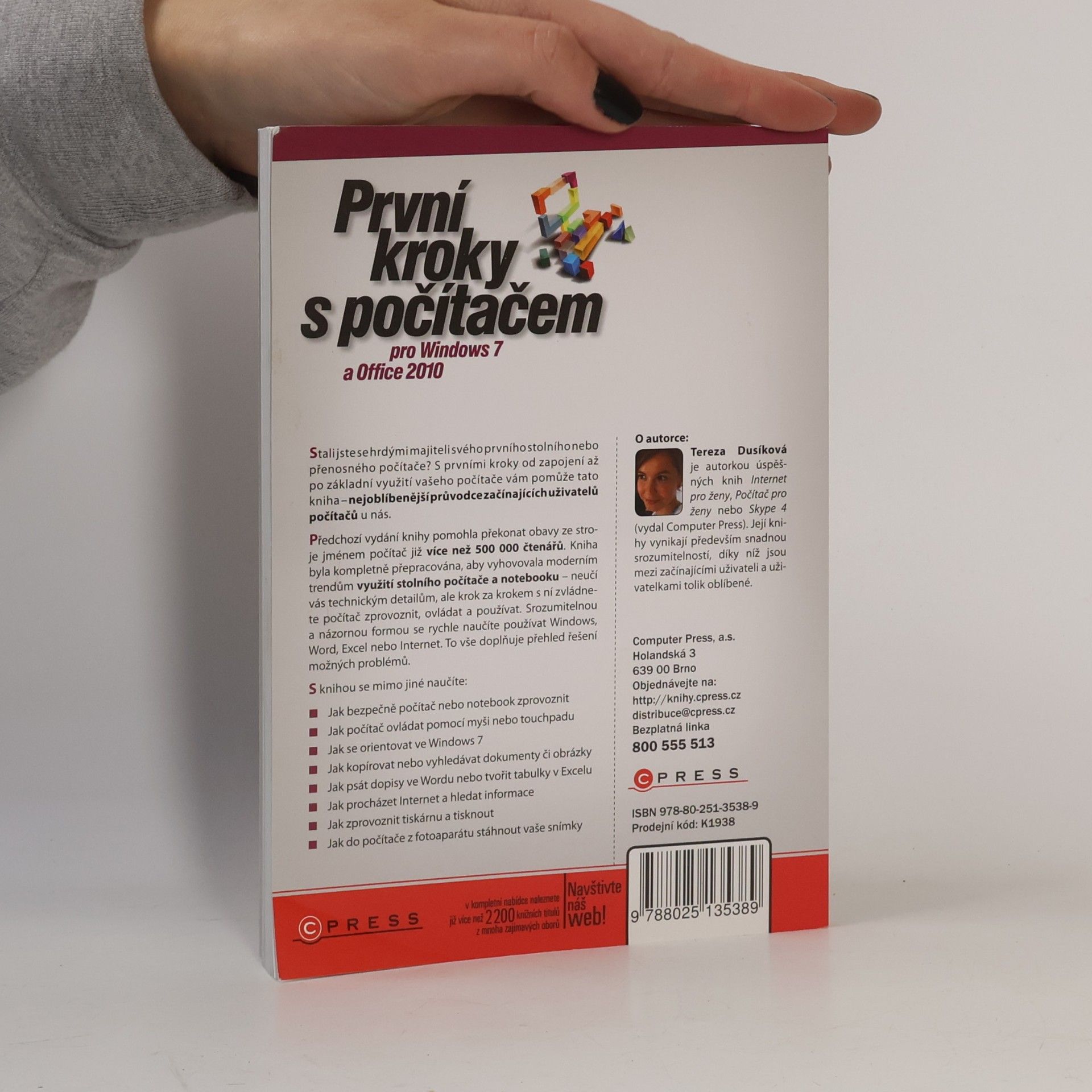 Tereza Dusíková První kroky s počítačem : vydání pro Windows 7 a Office 2010