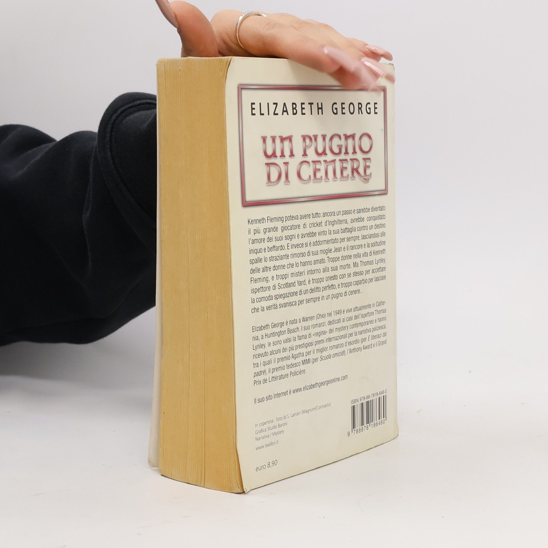 Elizabeth George Un pugno di cenere