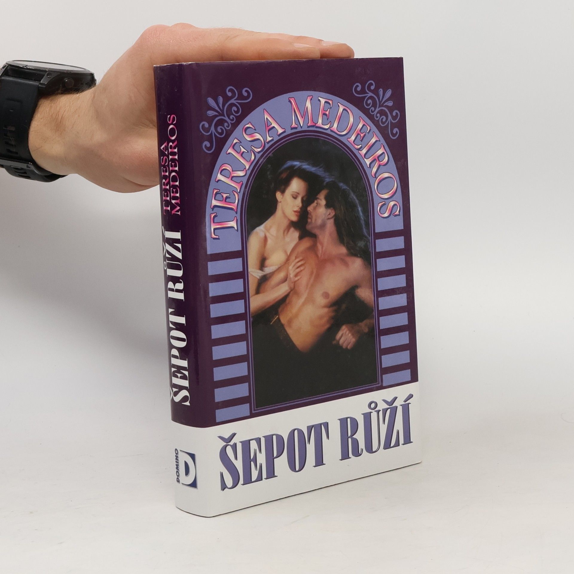 Medeiros Teresa Šepot růží